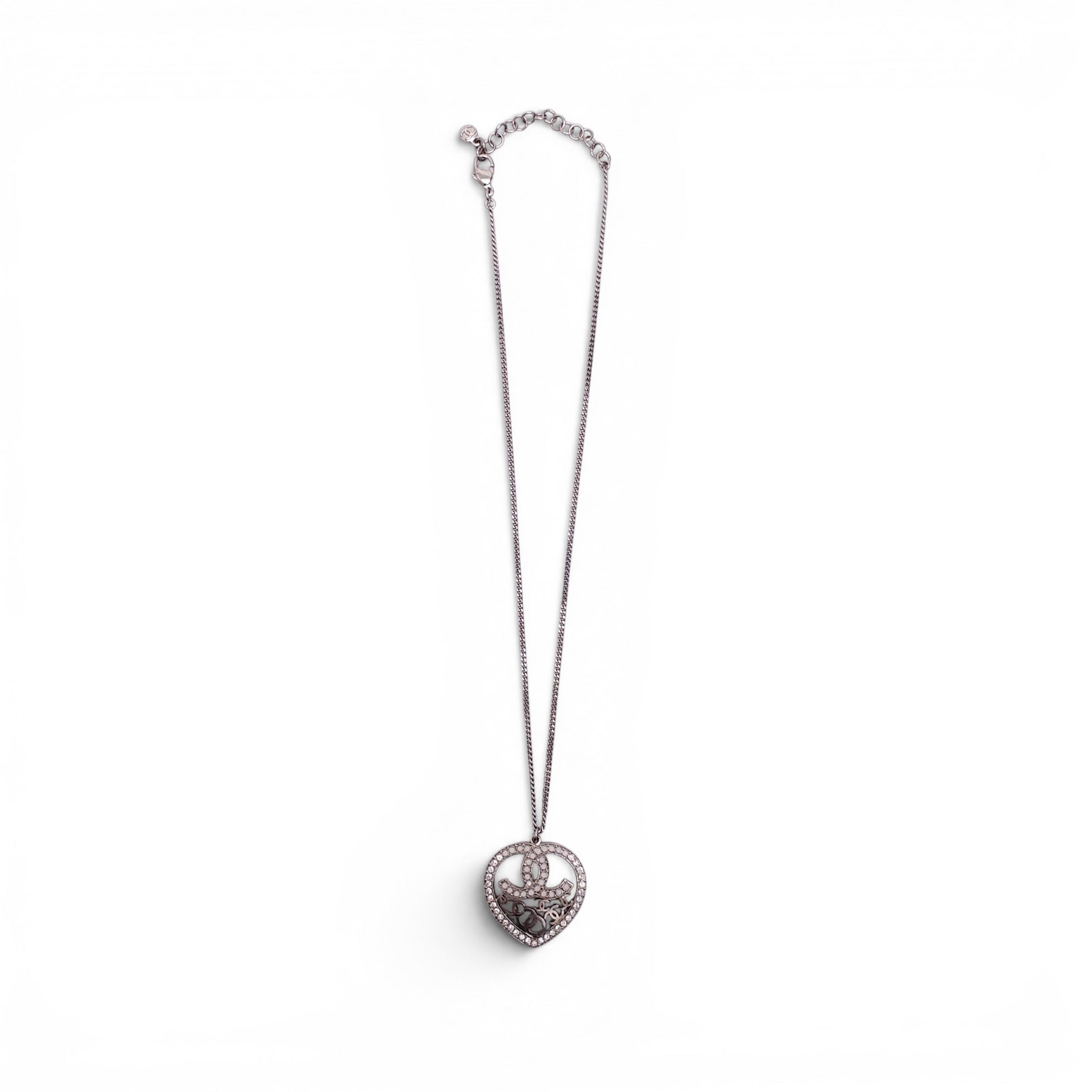 CHANEL CC HEART PEARL AND CRYSTAL GOLD TONE NECKLACE