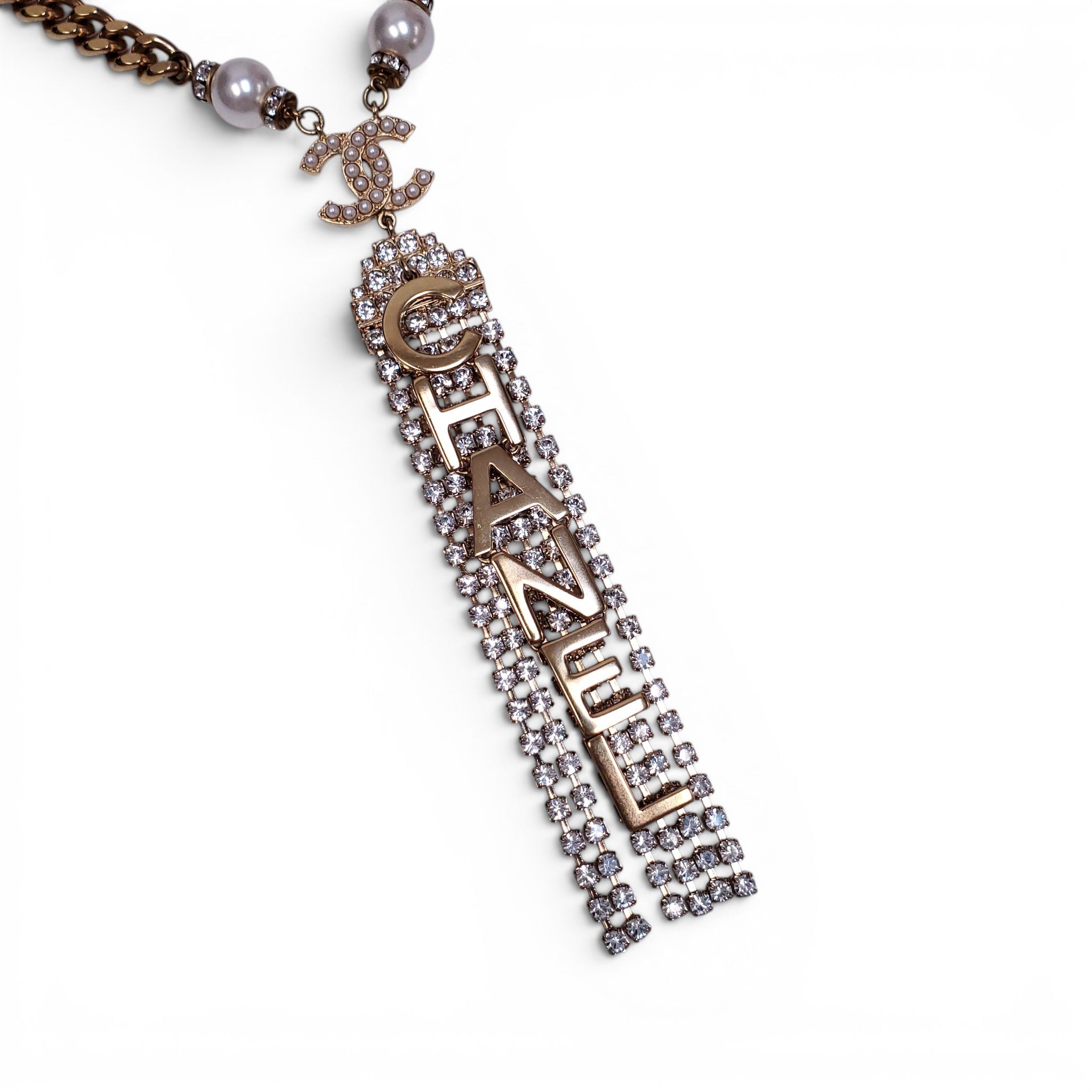 CHANEL GOLD CHAIN NECKLACE WITH DROP CRYSTALS AND LOGO