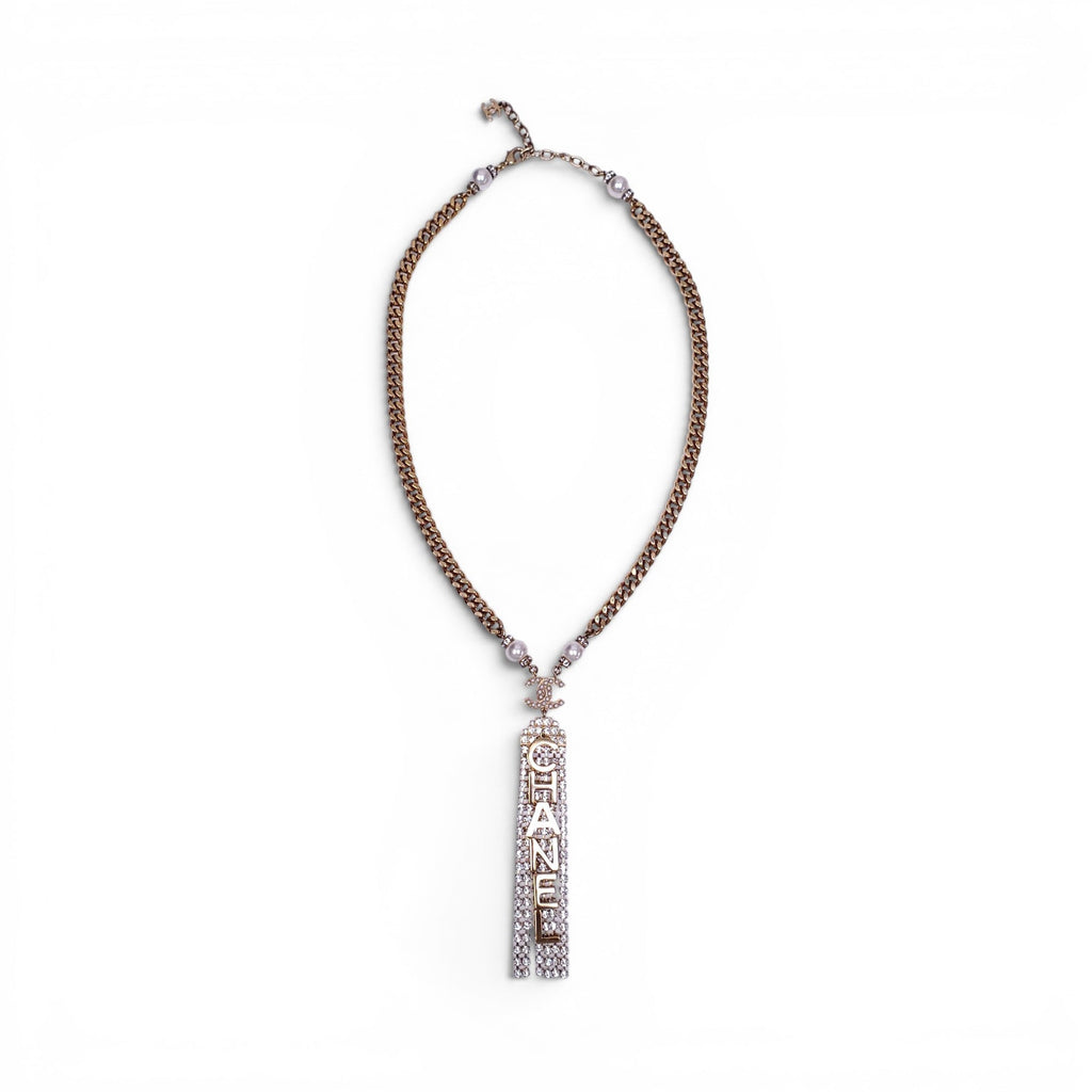 CHANEL GOLD CHAIN NECKLACE WITH DROP CRYSTALS AND LOGO