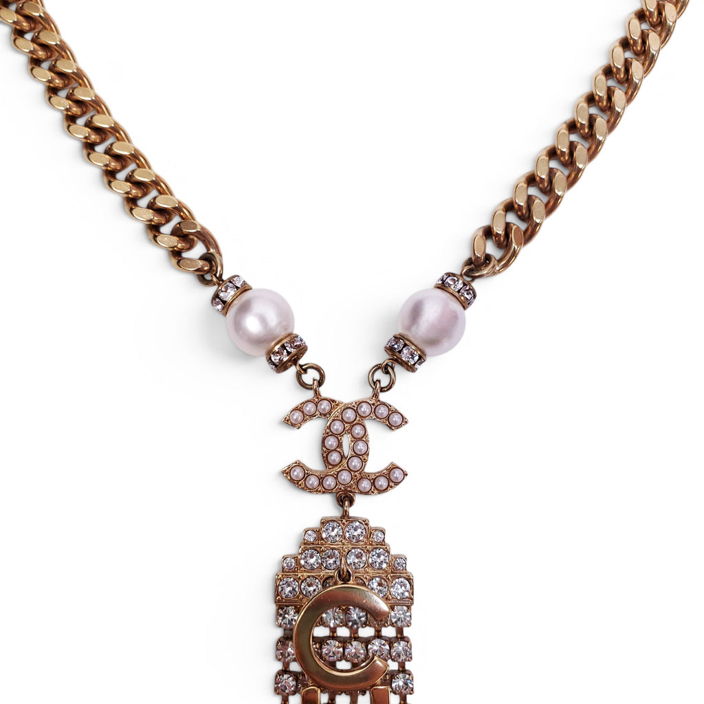 CHANEL GOLD CHAIN NECKLACE WITH DROP CRYSTALS AND LOGO
