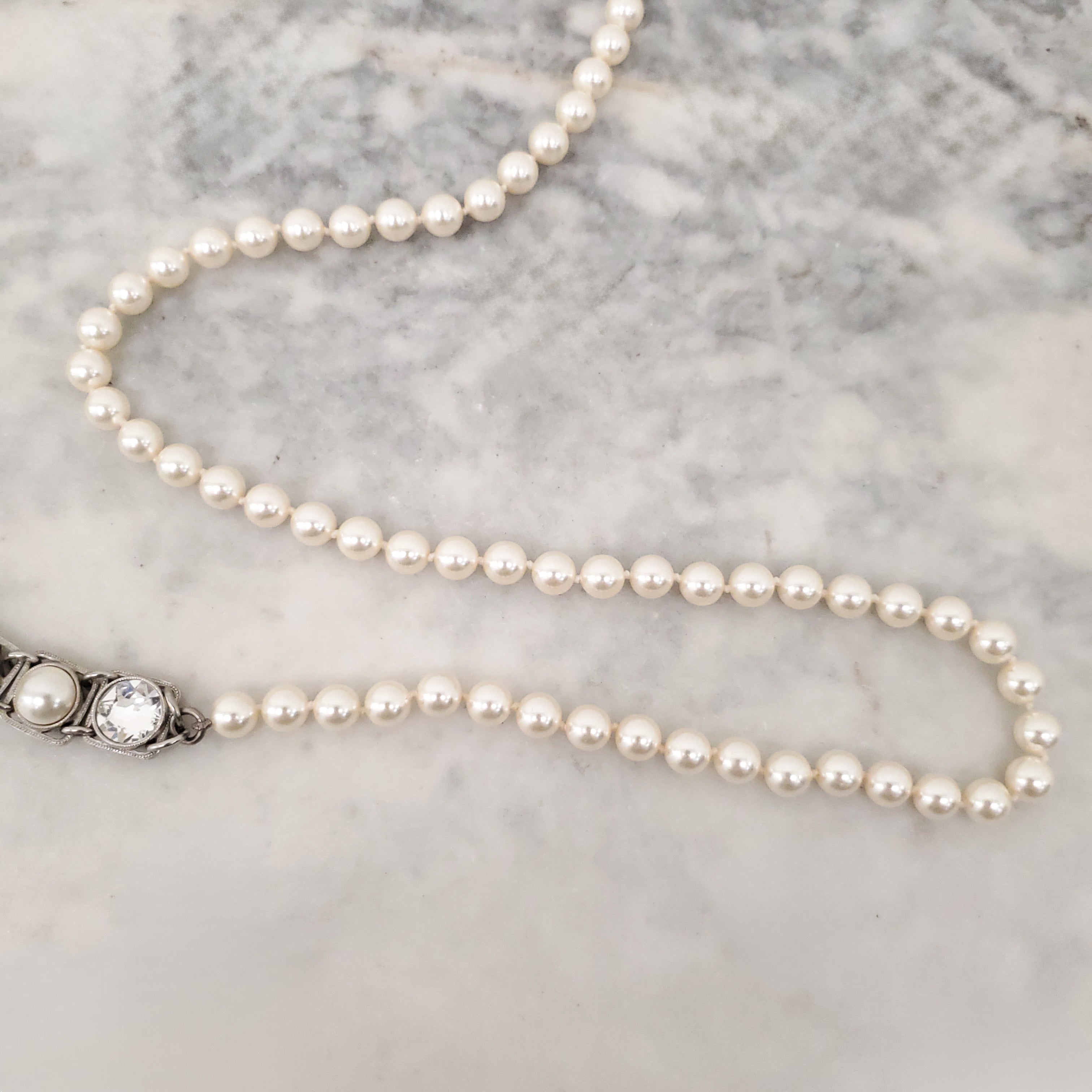 CHANEL PEARL AND SQUARE CRYSTAL 'CHANEL' NECKLACE