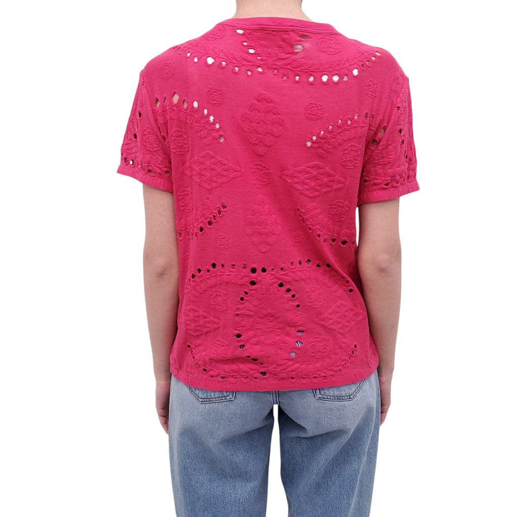 CHANEL PINK EYELET T-SHIRT WITH GOLD CHAIN LOGO - SIZE 34/36