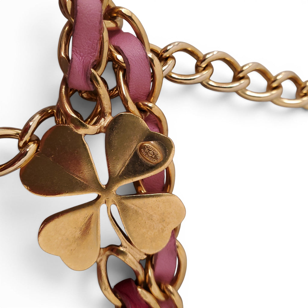 CHANEL PINK LEATHER CHAIN BELT WITH FOUR LEAF CLOVER AND LOGO