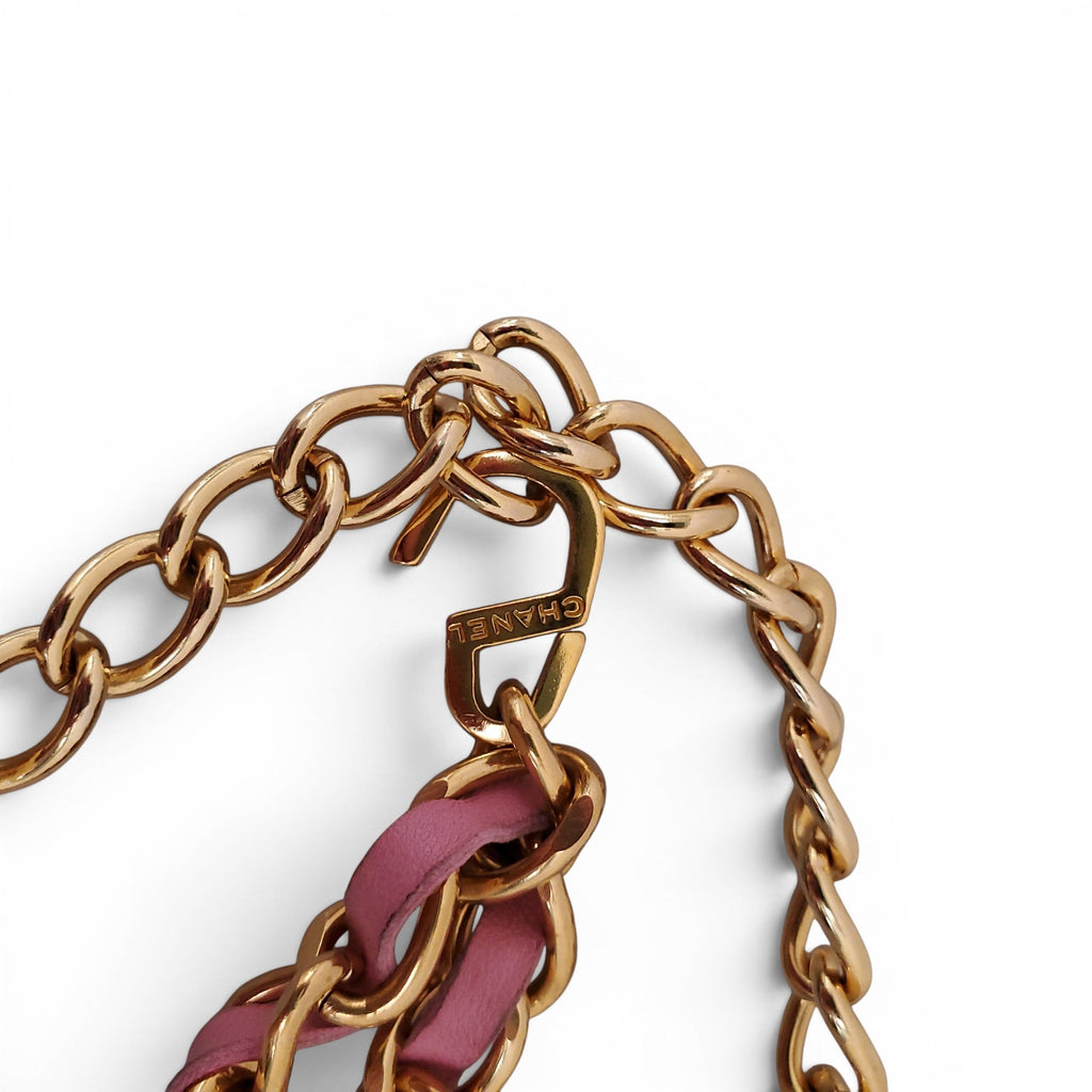 CHANEL PINK LEATHER CHAIN BELT WITH FOUR LEAF CLOVER AND LOGO