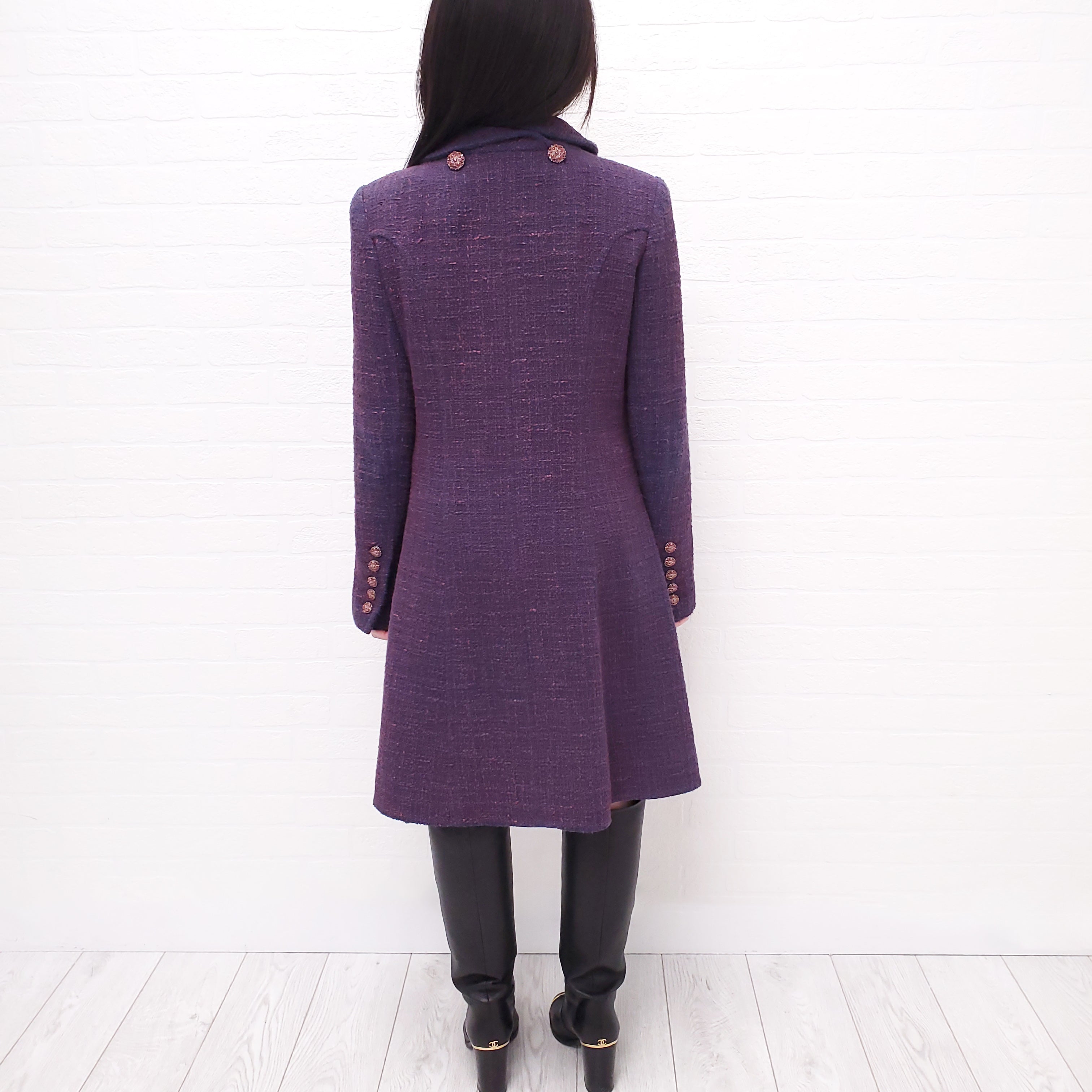 CHANEL PURPLE TWEED LONG COAT WITH LOGO BUTTONS - SIZE 40