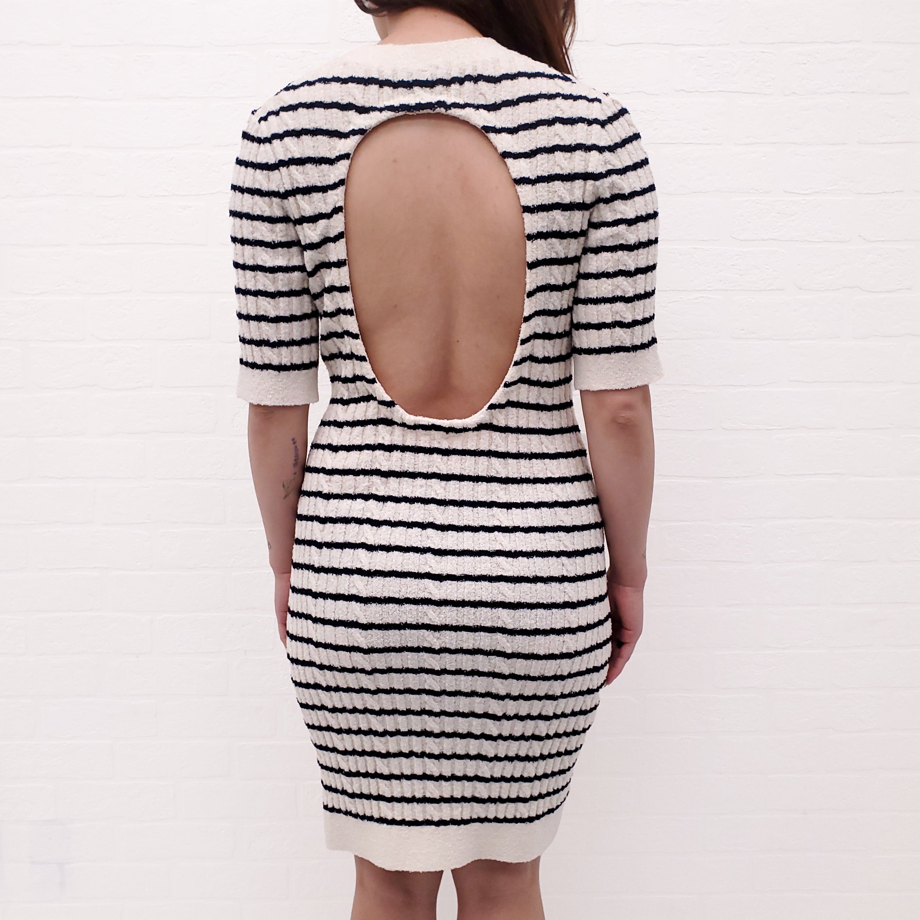 CHANEL SHORT SLEEVE CREAM AND NAVY STRIPED DRESS WITH LOGO AND CUT OUT BACK DETAIL - SIZE 38