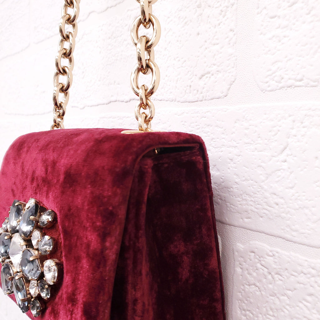DOLCE & GABBANA BURGUNDY VELVET SHOULDER BAG WITH CRYSTAL EMBLEM