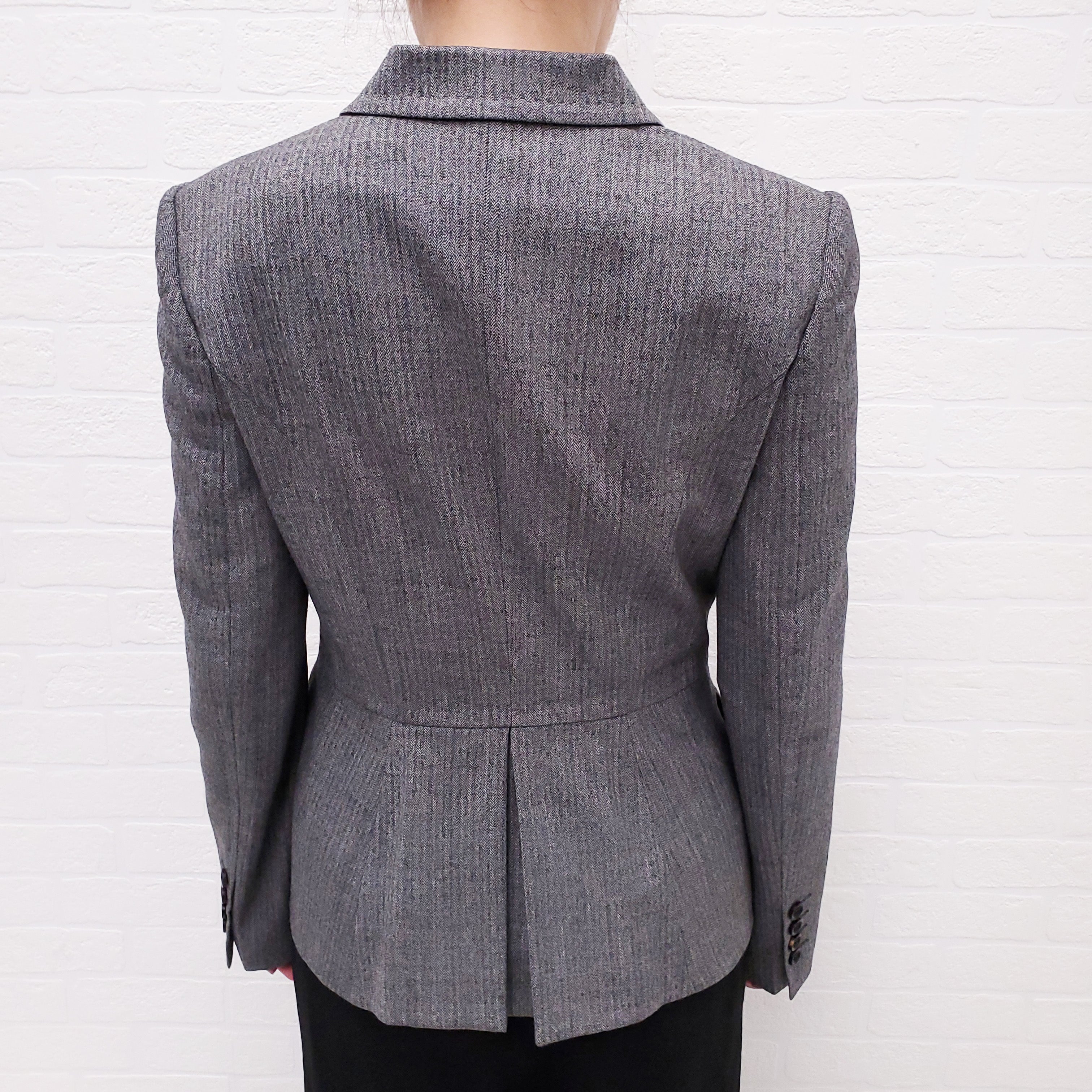 DOLCE & GABBANA GREY HOUNDSTOOTH BLAZER WITH LEOPARD INTERIOR - SIZE 40