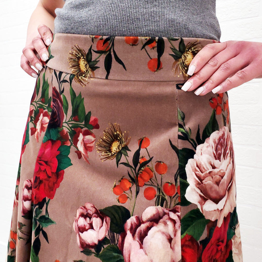 DOLCE & GABBANA PINK FLORAL VELVET SKIRT - SIZE 44