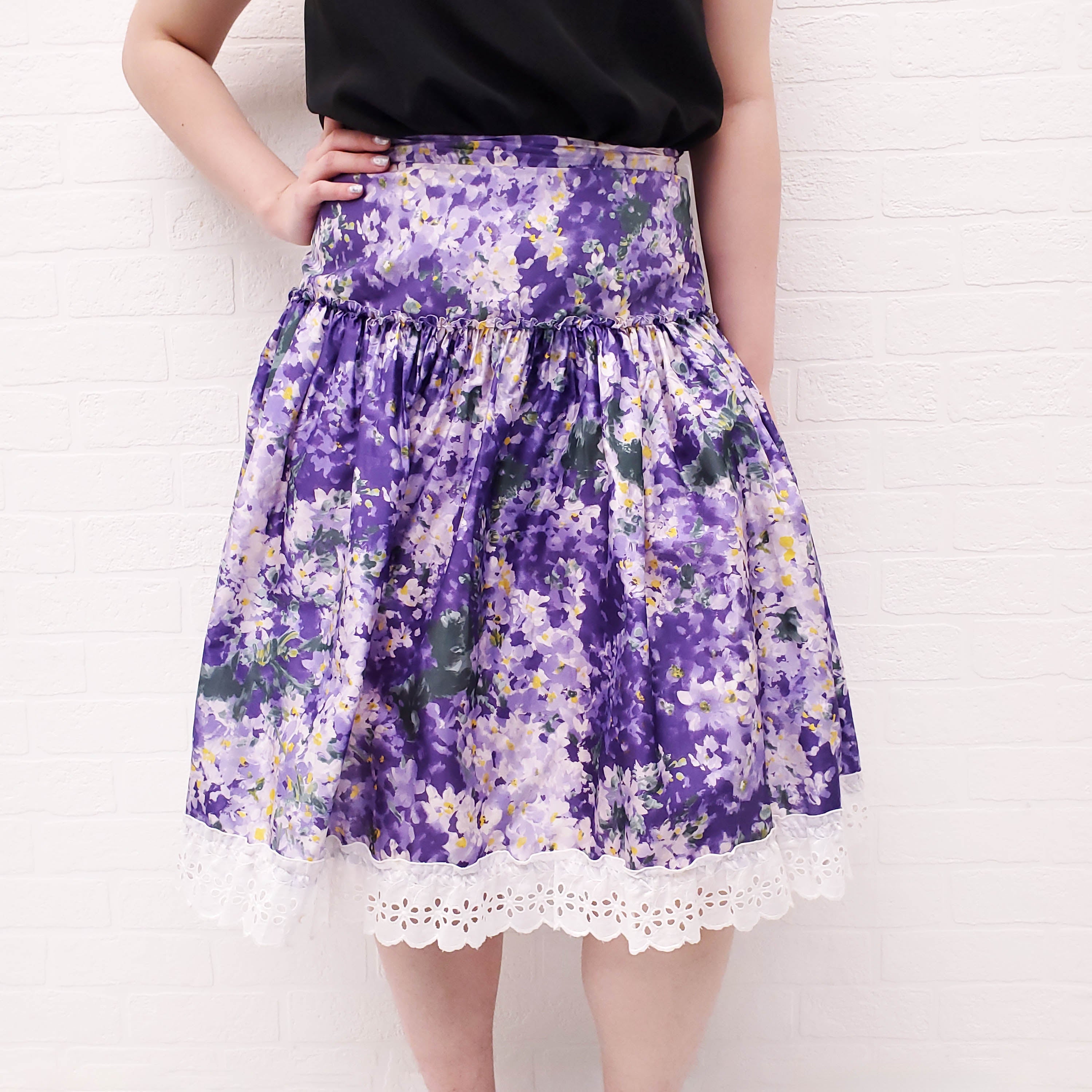DOLCE & GABBANA PURPLE FLORAL LACE TRIM SKIRT - SIZE 44