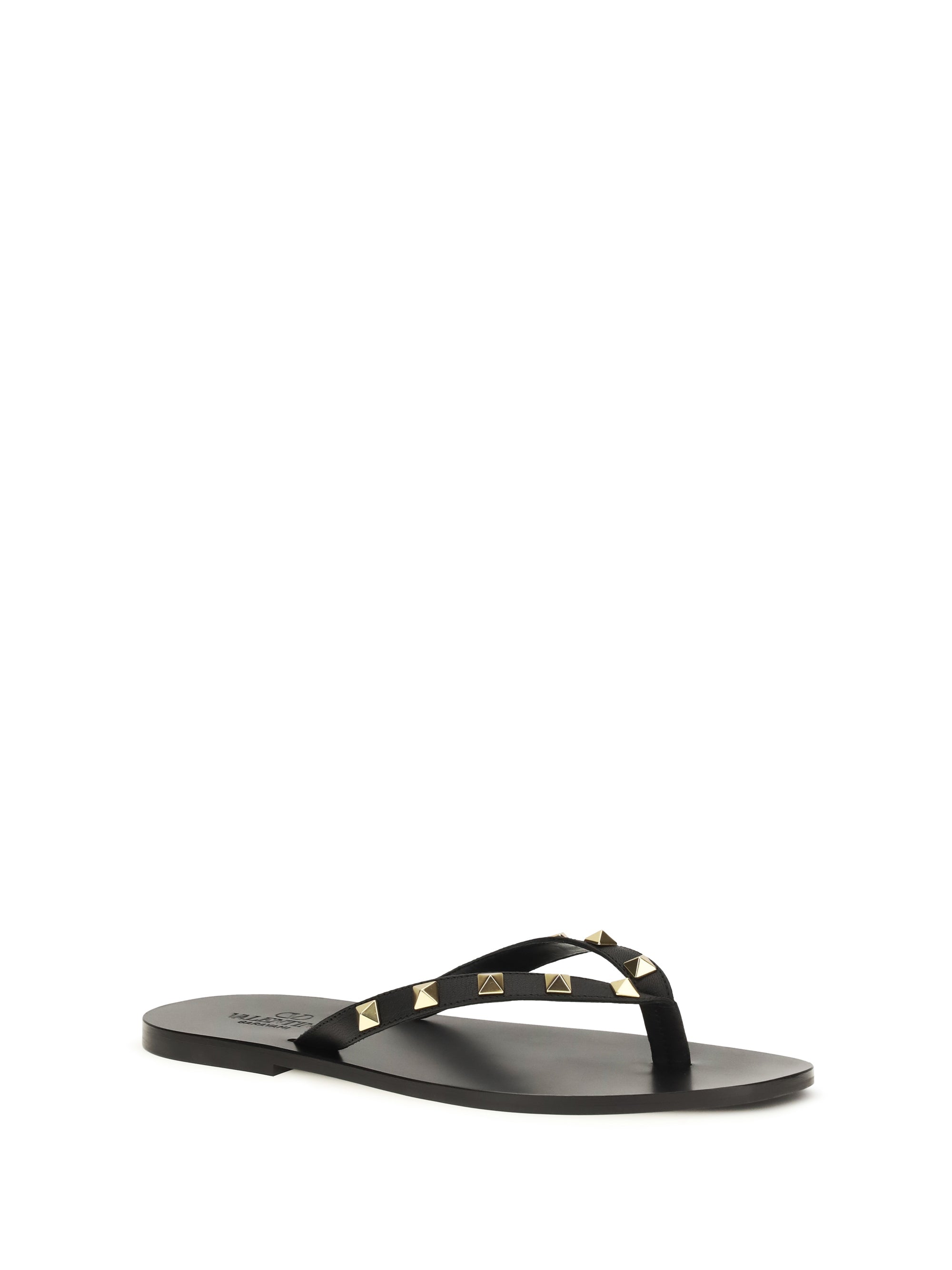 Valentino Garavani Men Rockstud Thong Sandals