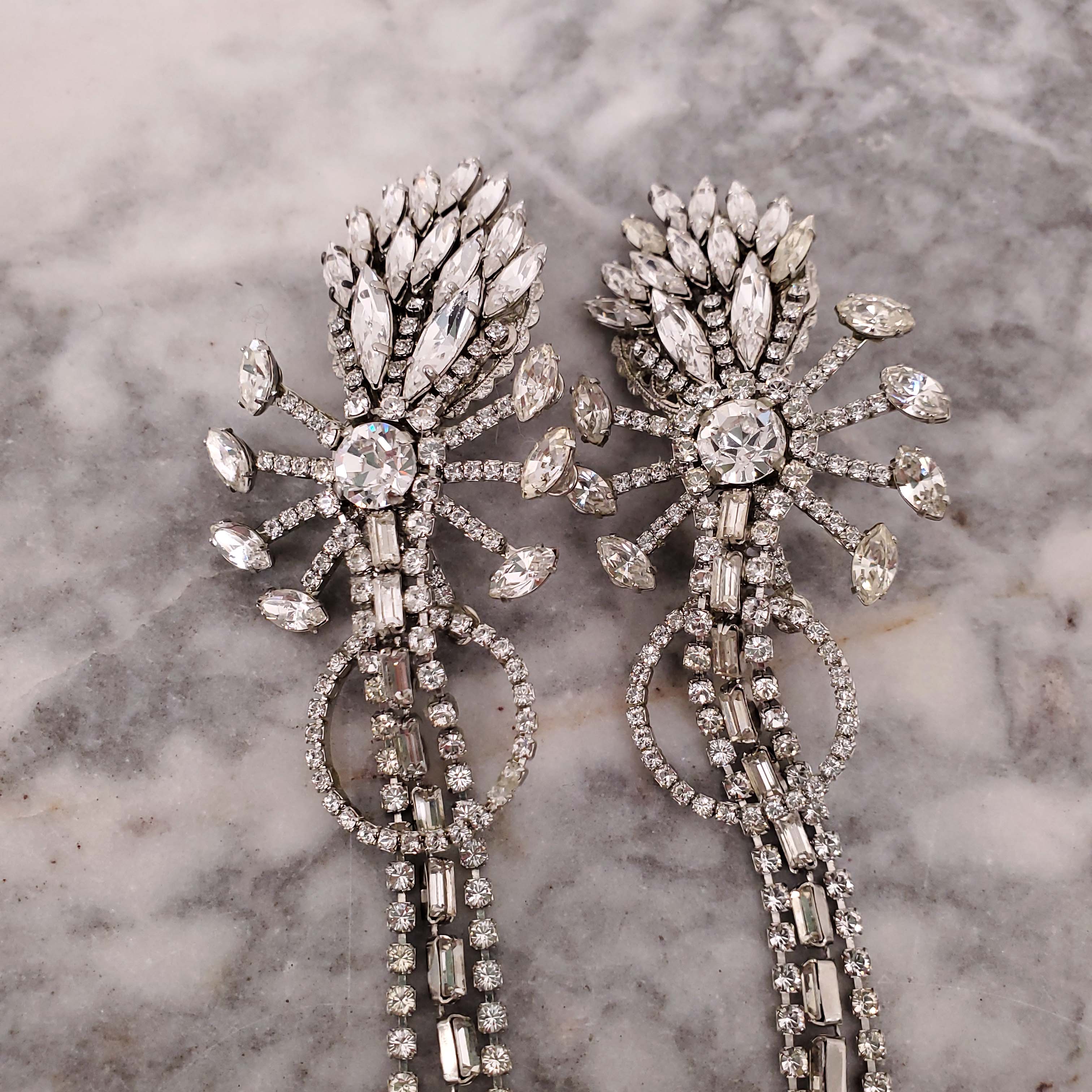 ERICKSON BEAMON CRYSTAL DROP CLIP ON EARRINGS