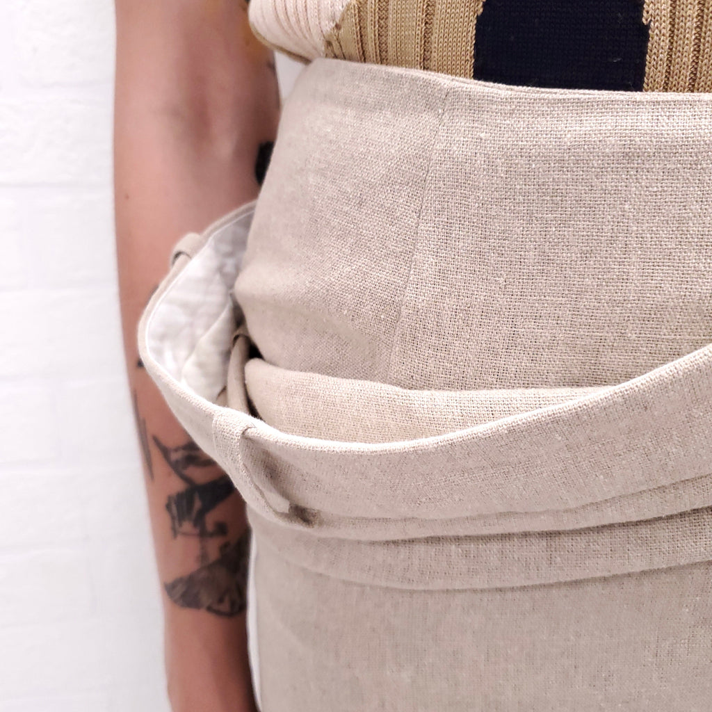 JACQUEMUS LA JUPE VELA SKIRT - SIZE 32