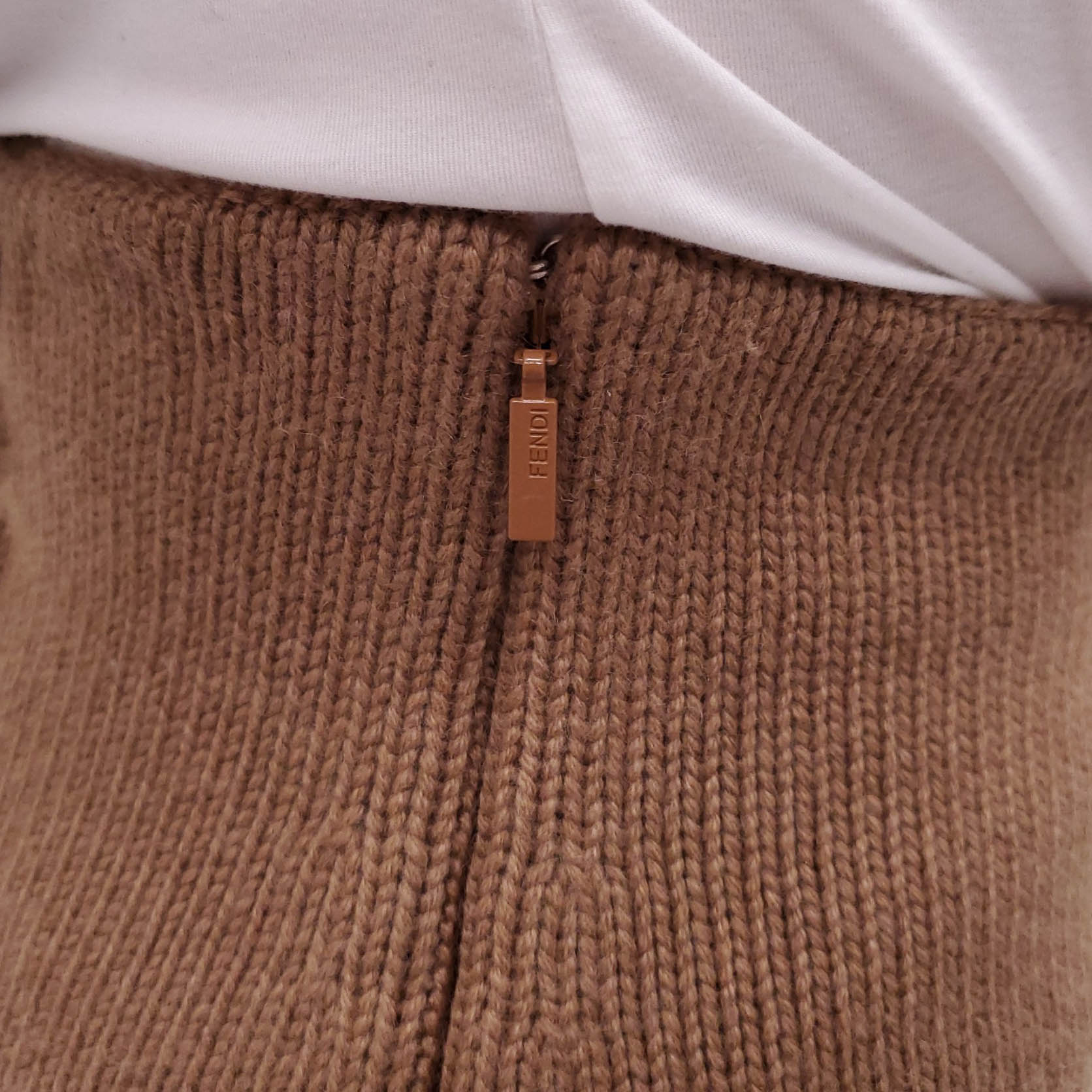 FENDI CAMEL KNIT PENCIL SKIRT - SIZE 36
