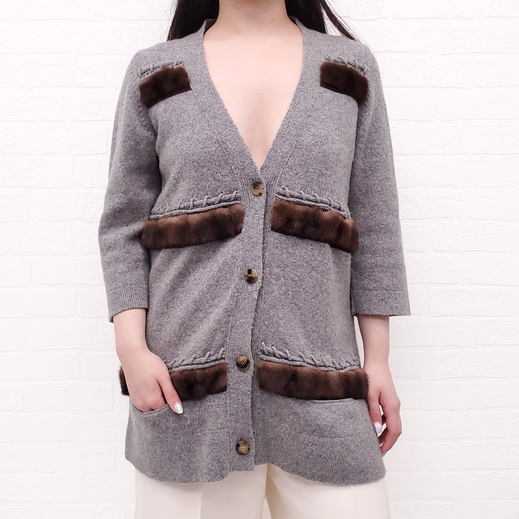 FENDI GREY CARDIGAN WITH FUR DETAIL - SIZE 42