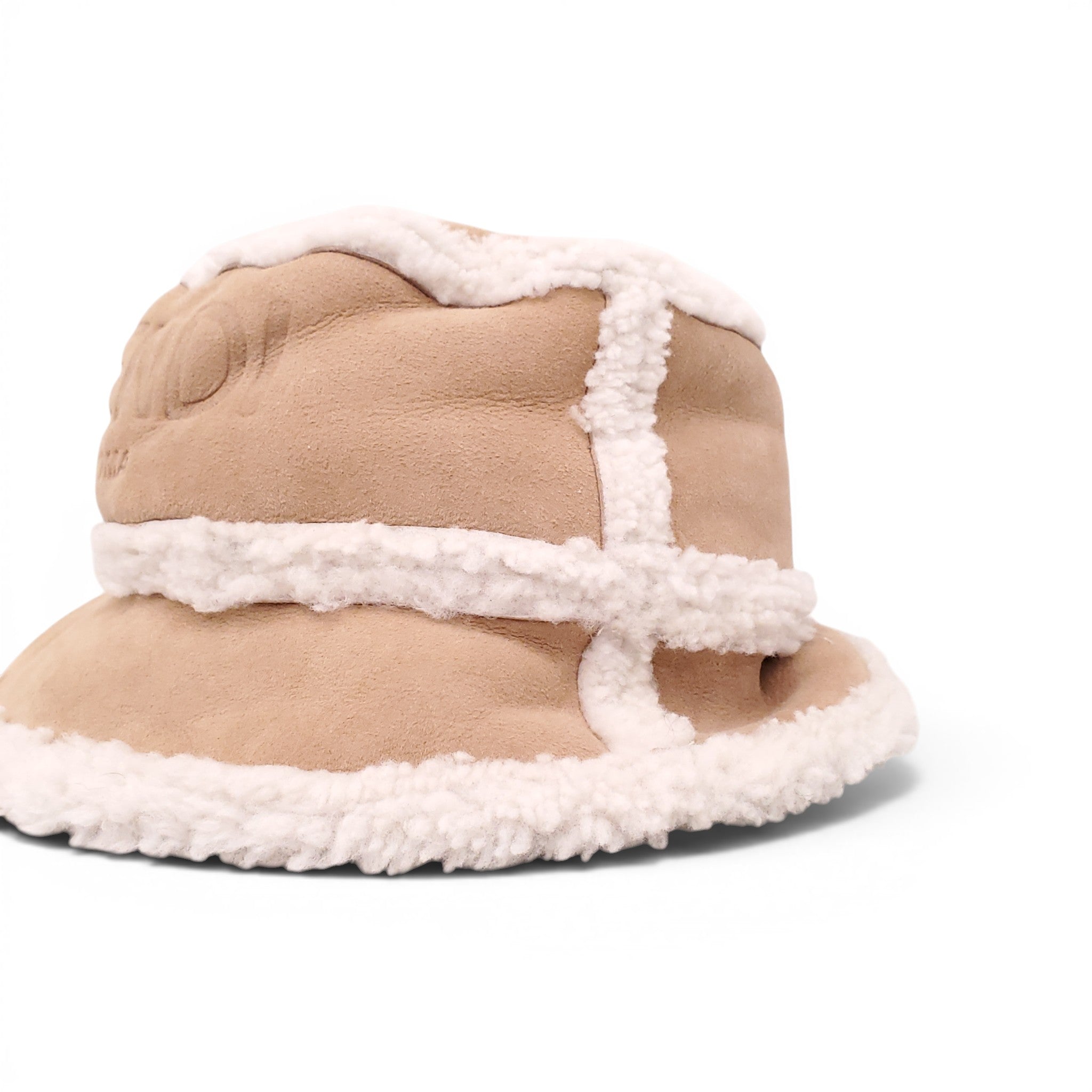 FENDI LOGO SHEARLING HAT - MEN'S SIZE S