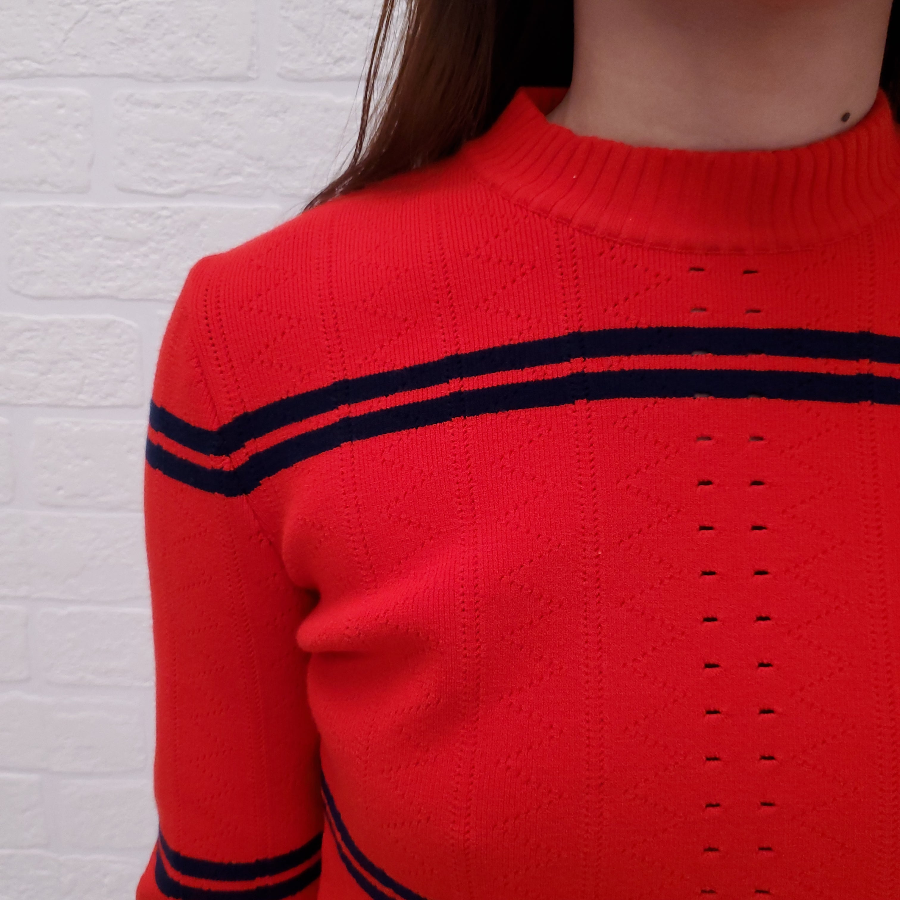 FENDI RED AND NAVY CROPPED SWEATER WITH RIBBON DETAIL - SIZE 36