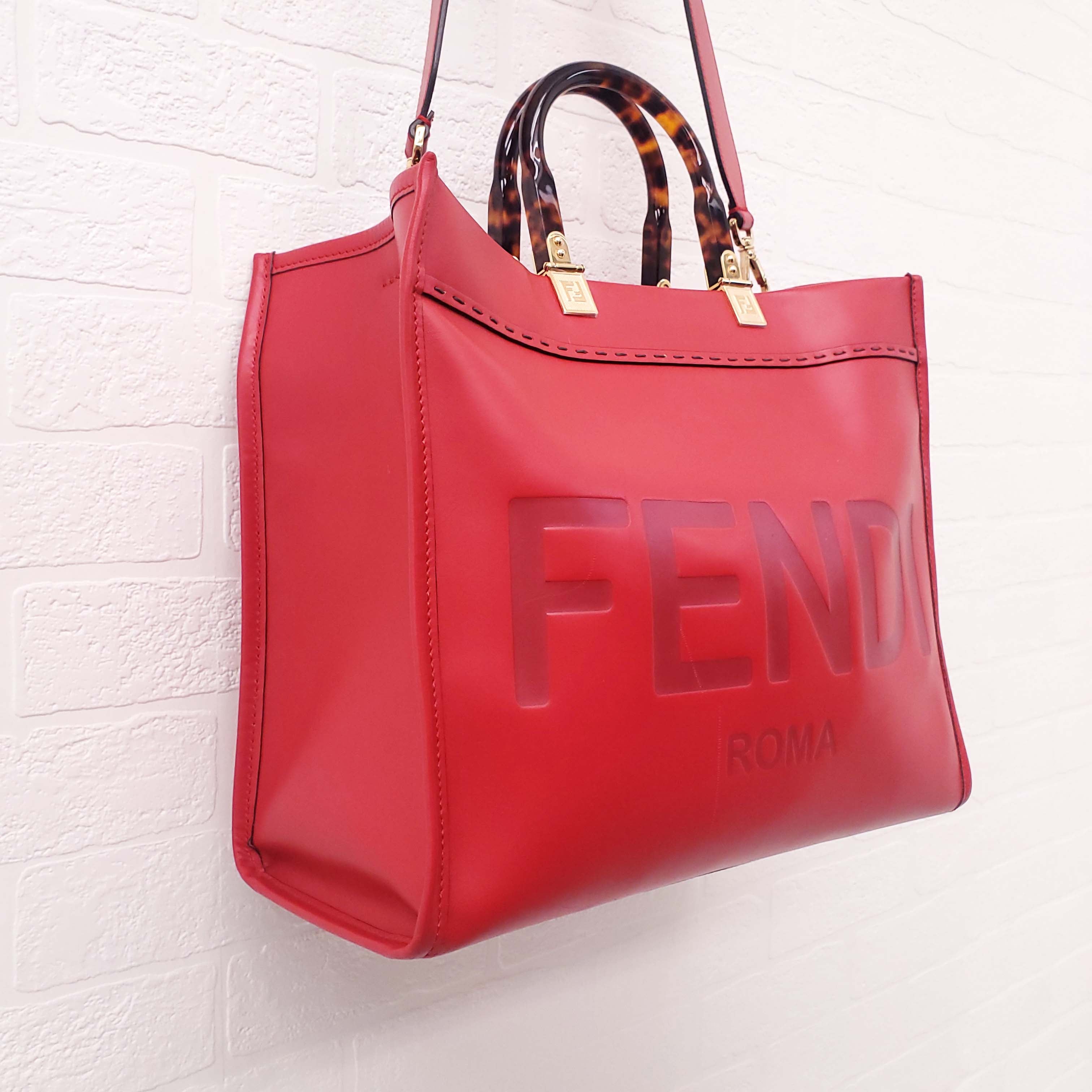 FENDI RED LEATHER 'LARGE SUNSHINE SHOPPER' LOGO TOTE