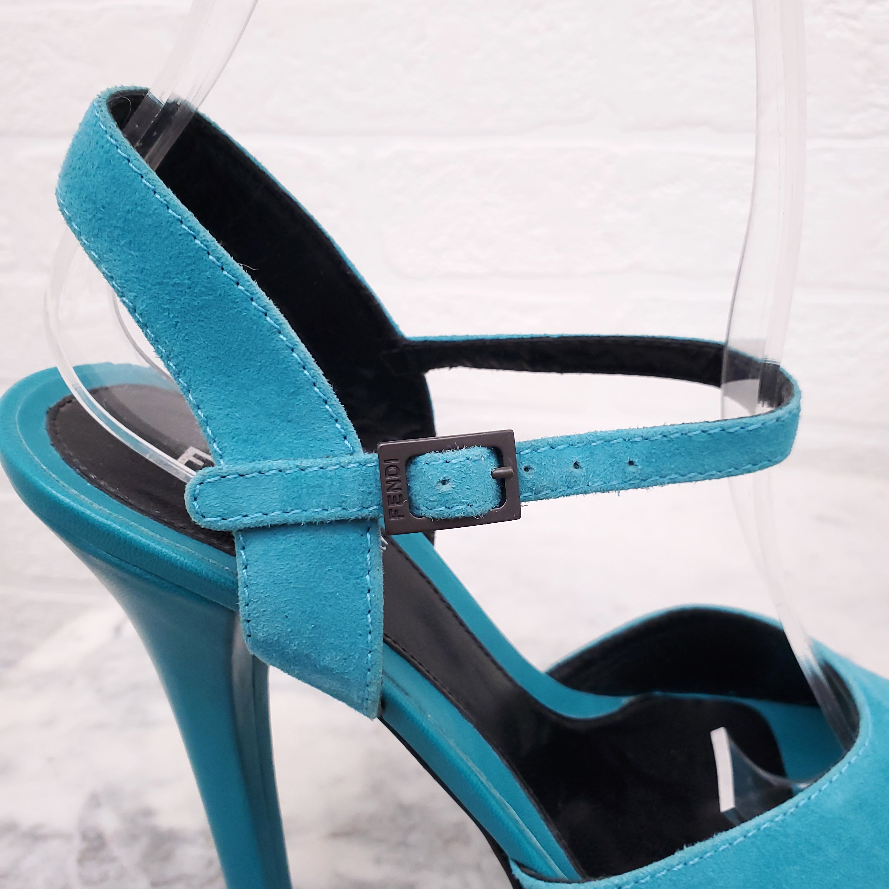 FENDI TURQUOISE SUEDE HEELS - SIZE 36.5