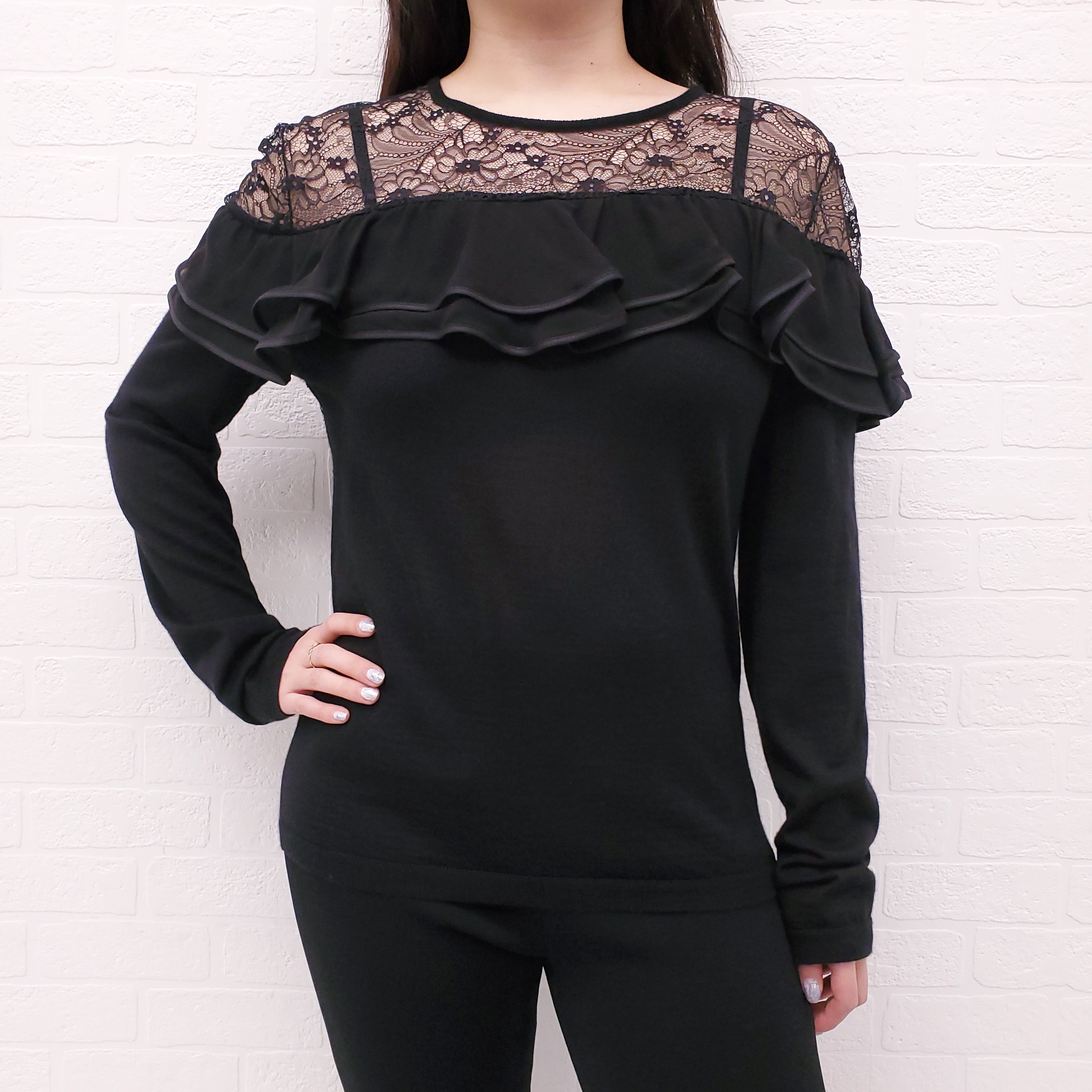 GIAMBATTISTA VALLI BLACK KNIT SWEATER WITH LACE AND RUFFLE DETAIL - SIZE 46