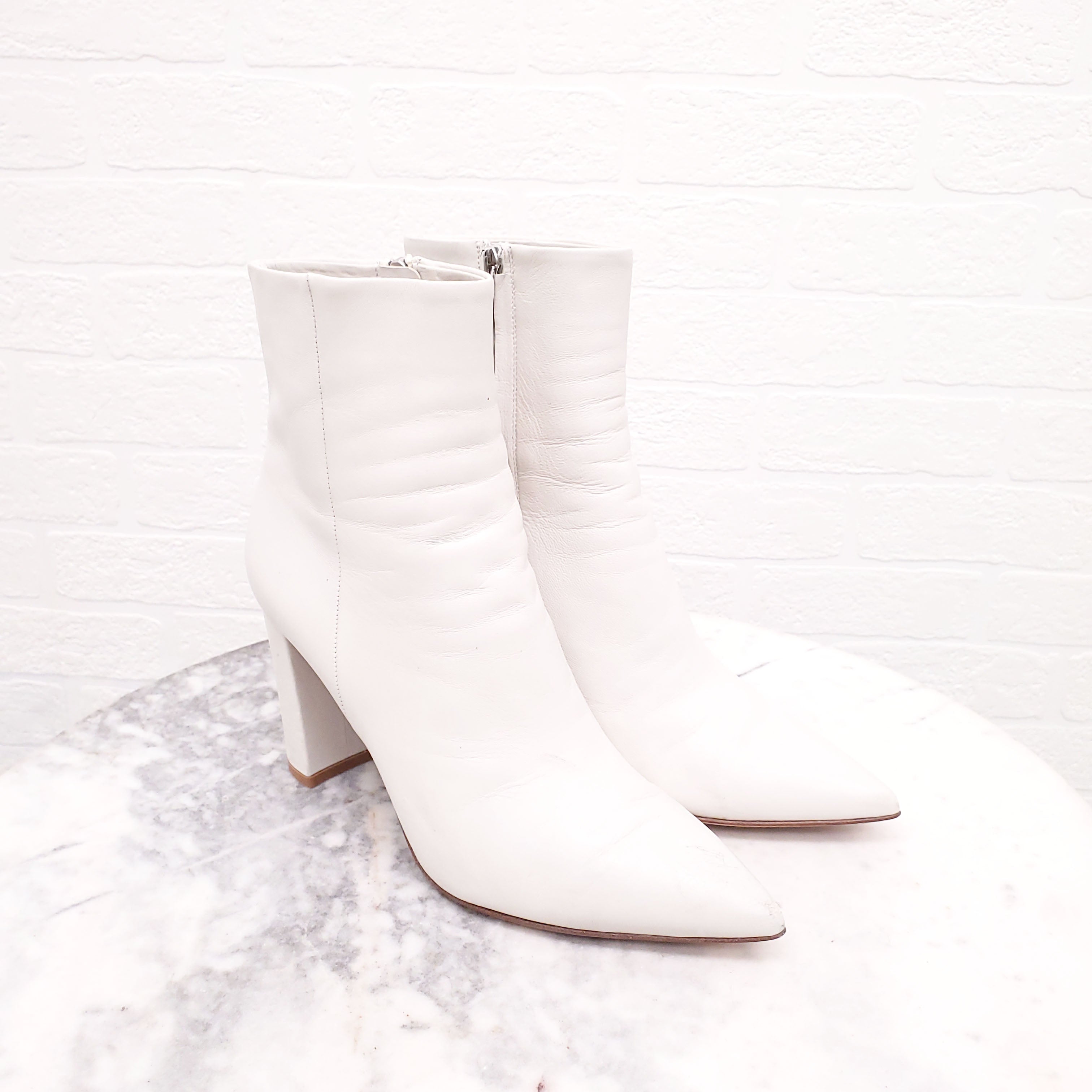 GIANVITO ROSSI CREAM LEATHER BOOTS - SIZE 37.5