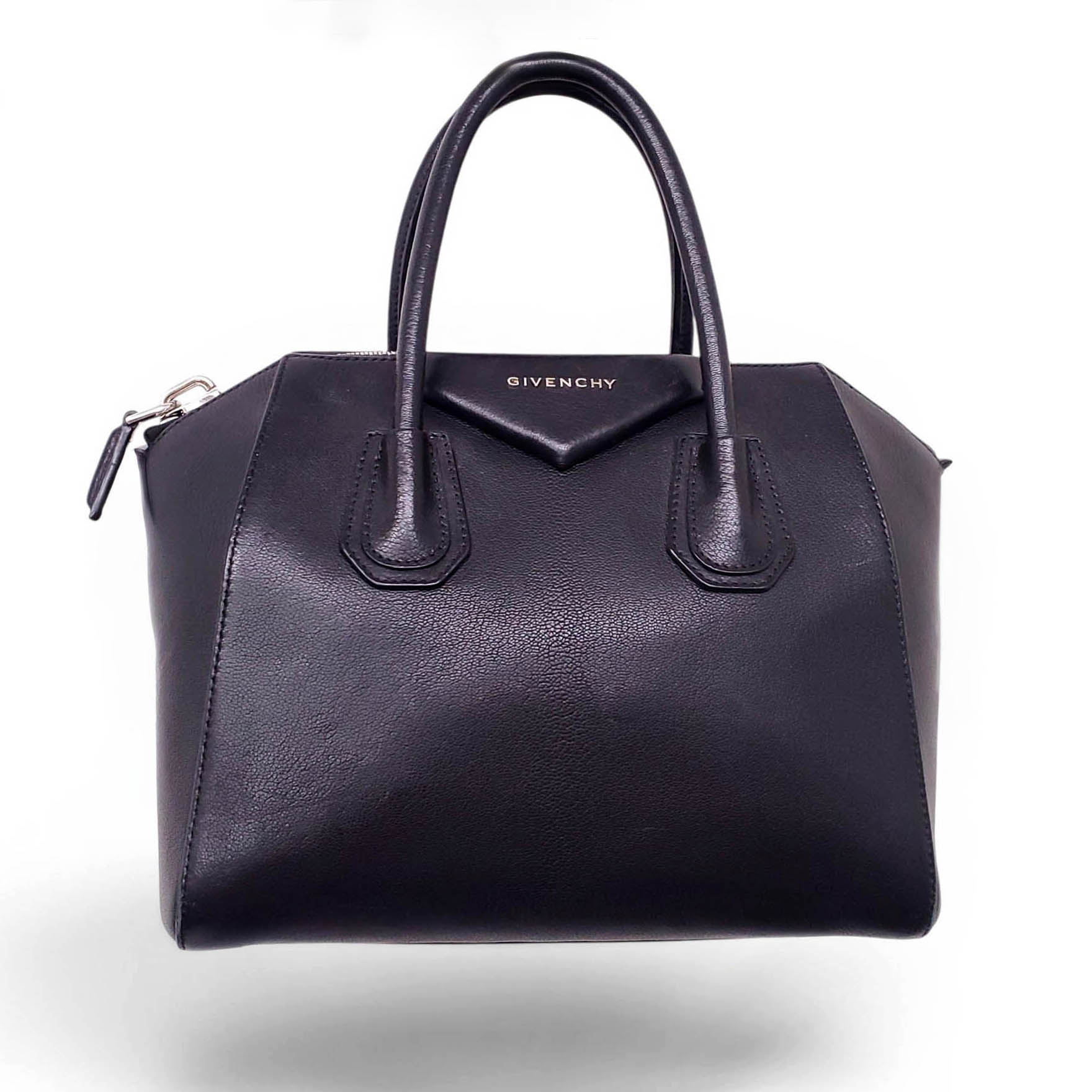 GIVENCHY BLACK ANTIGONA BAG