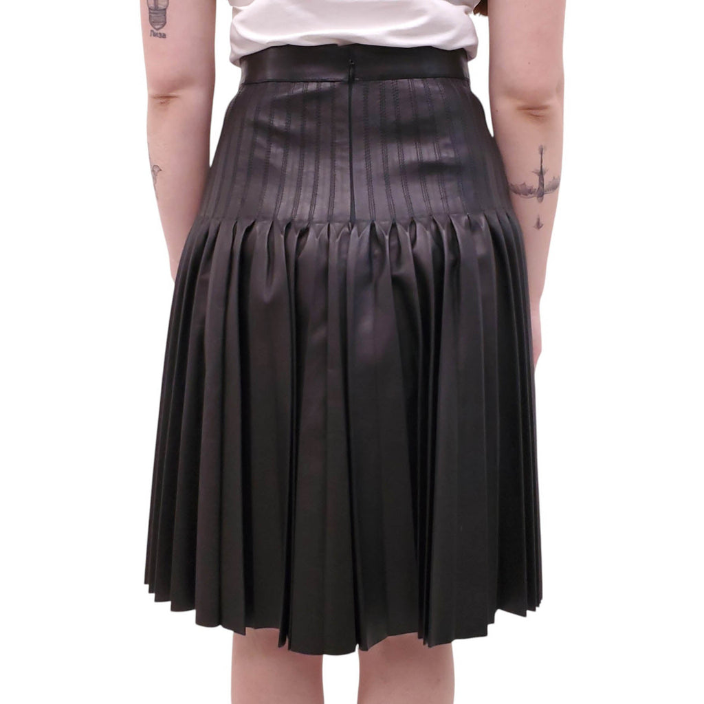 GIVENCHY BLACK LEATHER PLEATED SKIRT - SIZE 36