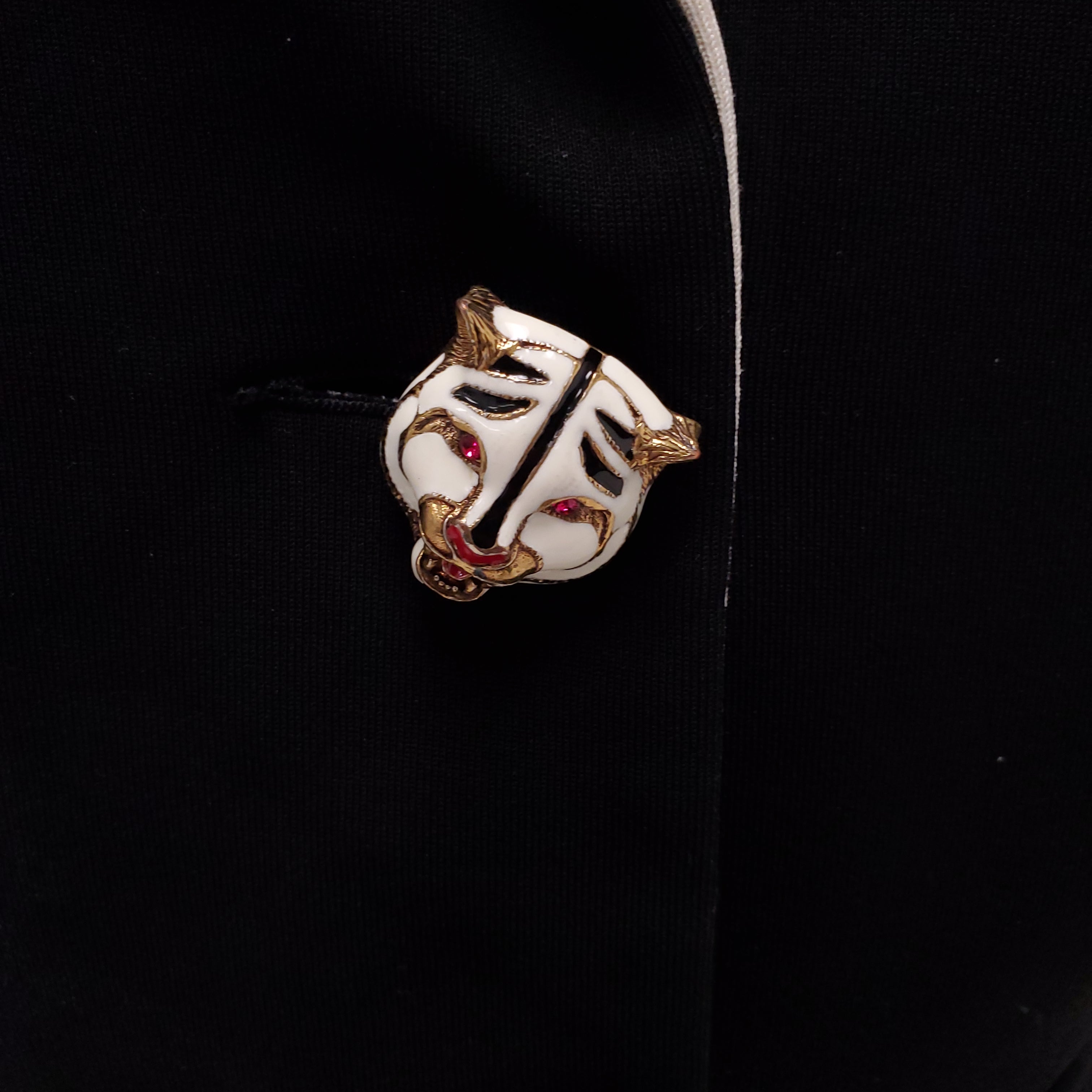 GUCCI BLACK DRESS WITH CREAM COLLAR AND TIGER BUTTONS - SIZE M