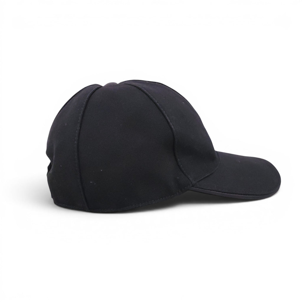 GUCCI BLACK LOGO HAT