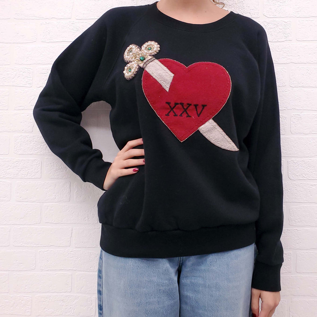 GUCCI BLACK OVERSIZED DAGGER IN HEART SWEATSHIRT - SIZE XS