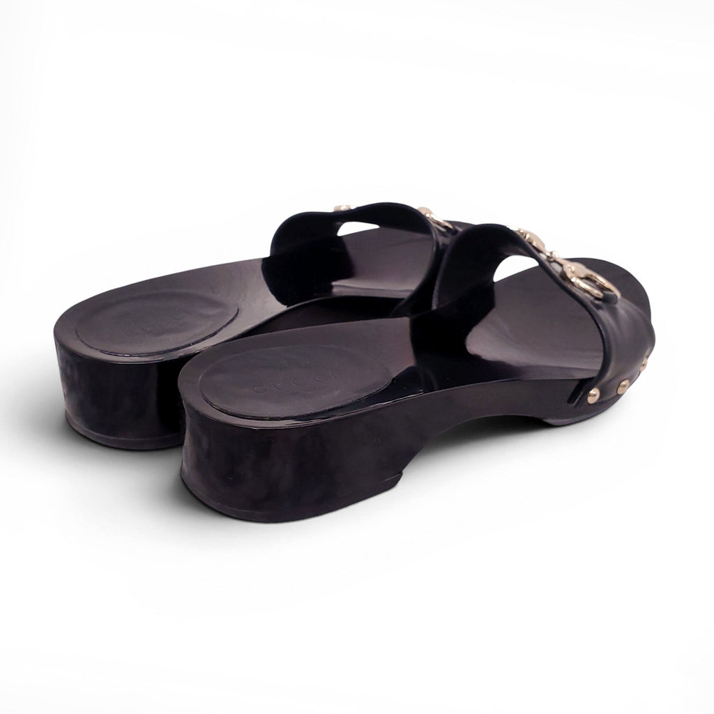 GUCCI BLACK PATENT HORSEBIT FLATS - SIZE 38