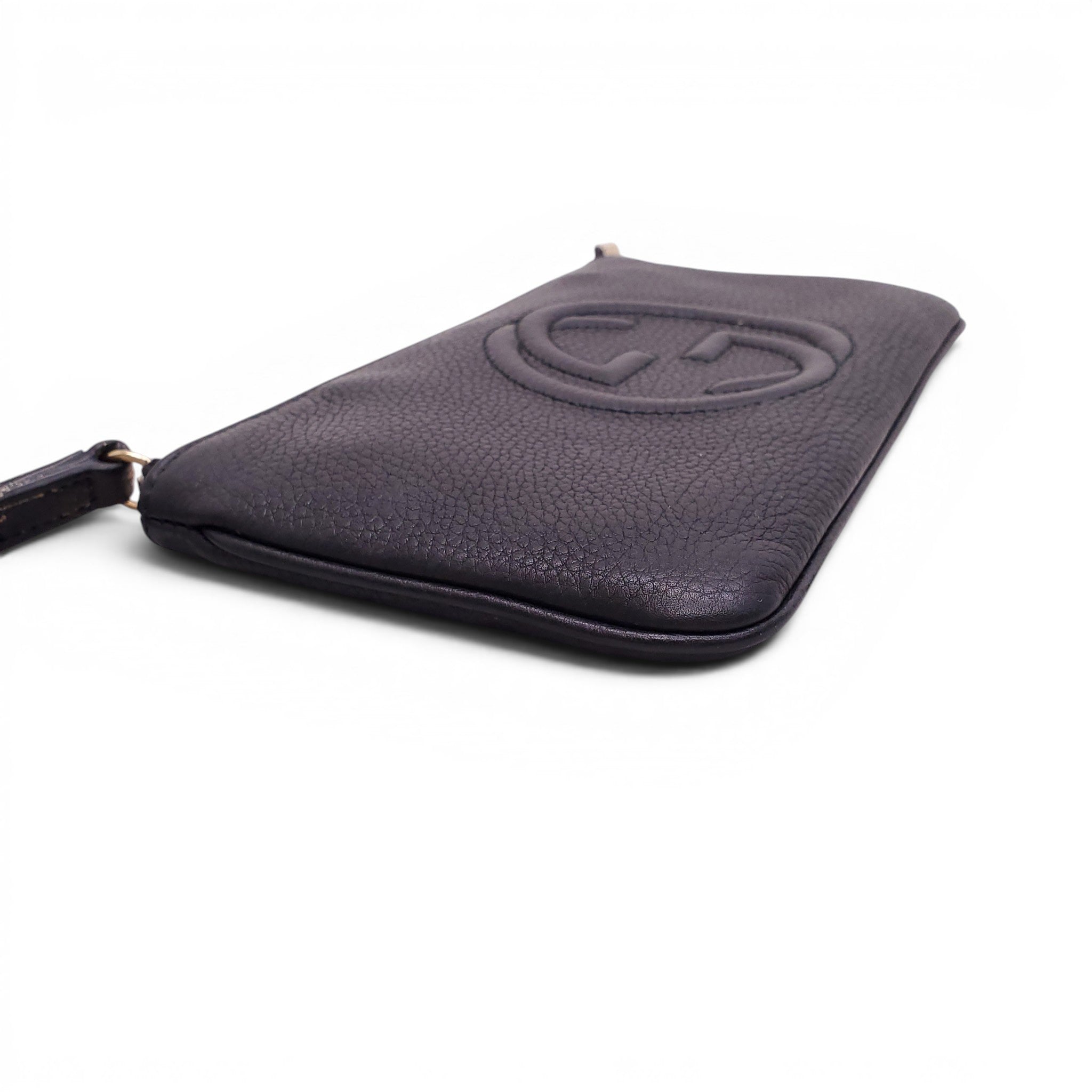 GUCCI BLACK SOHO WRISTLET BAG