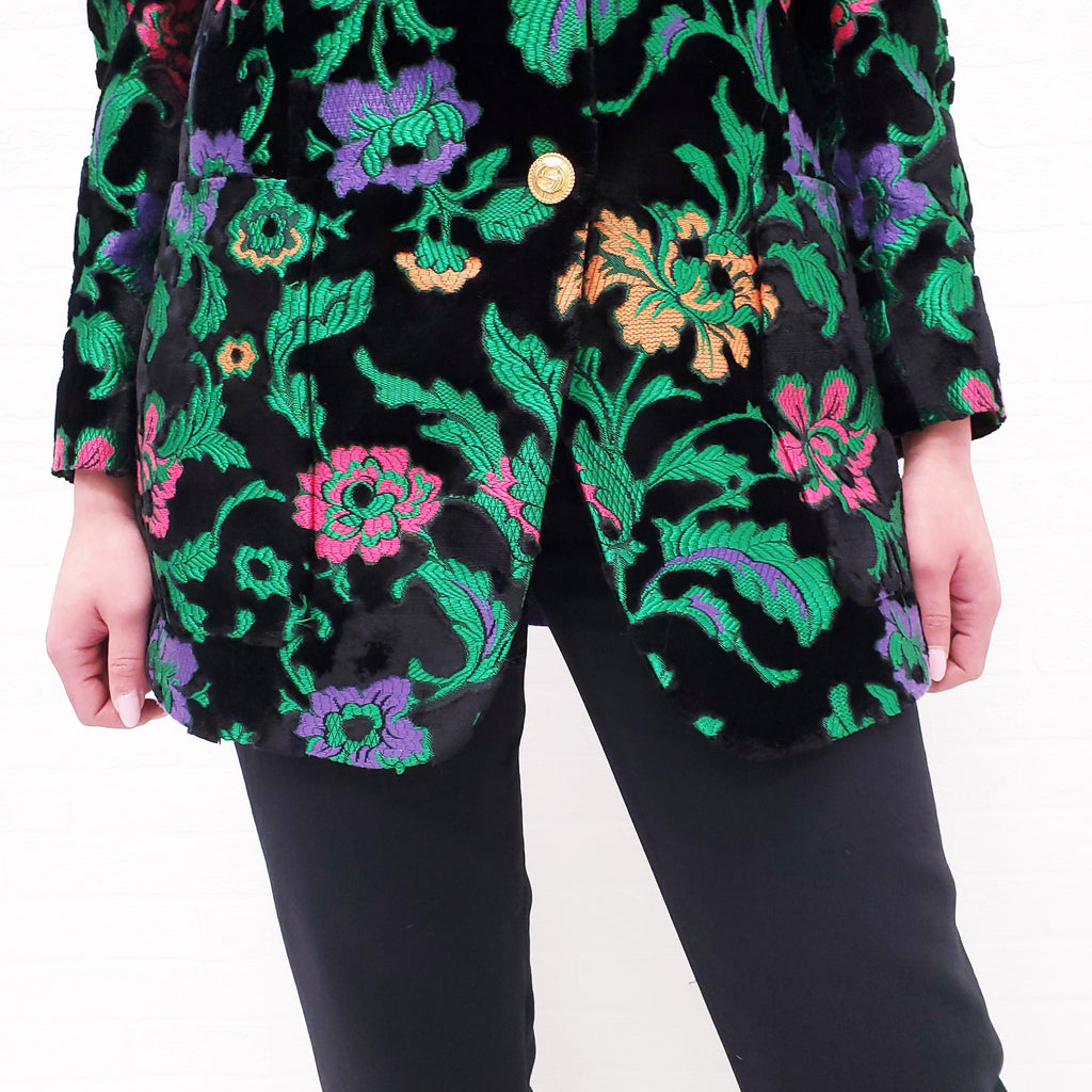 GUCCI BLACK VELVET FLORAL BLAZER - SIZE 40