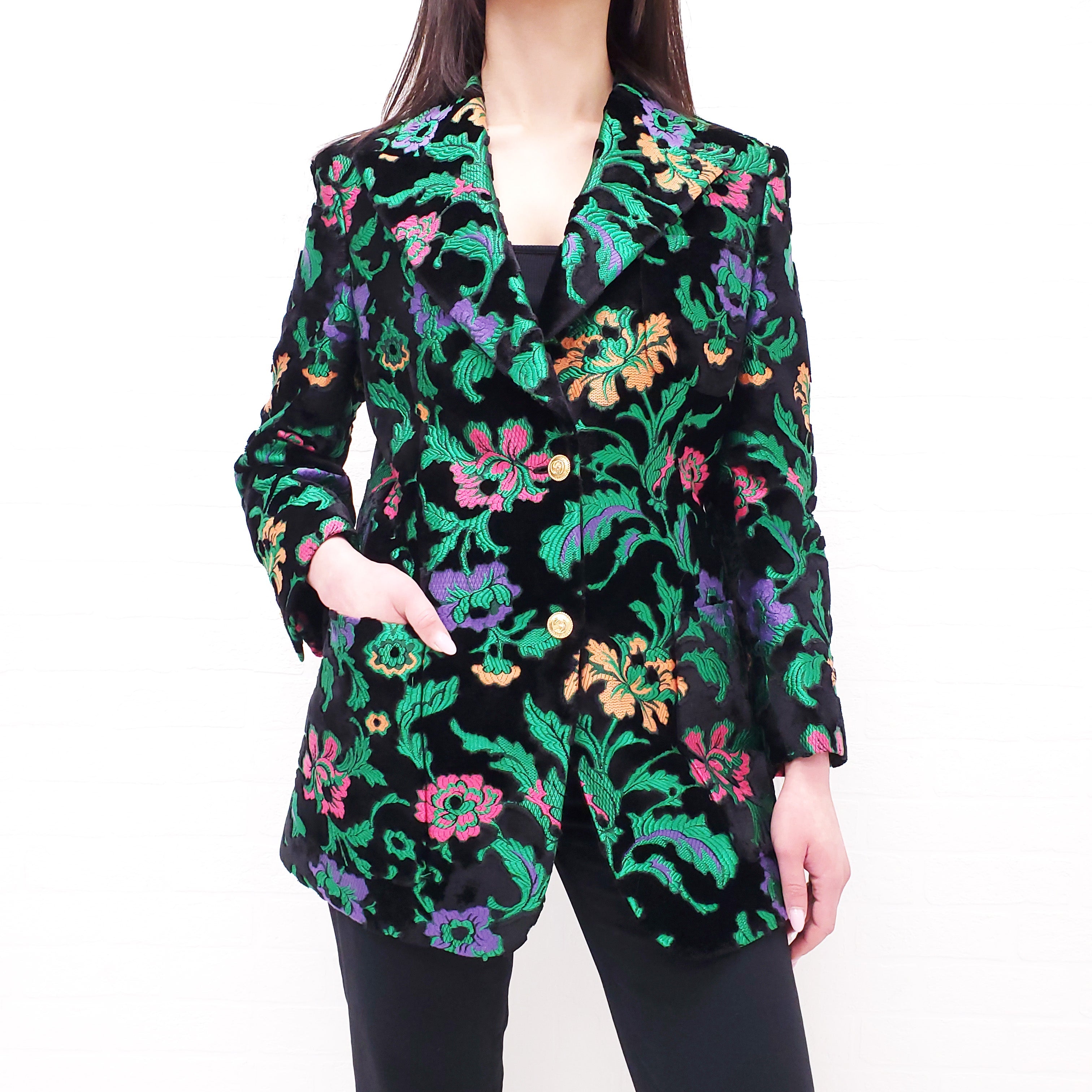 GUCCI BLACK VELVET FLORAL BLAZER - SIZE 40