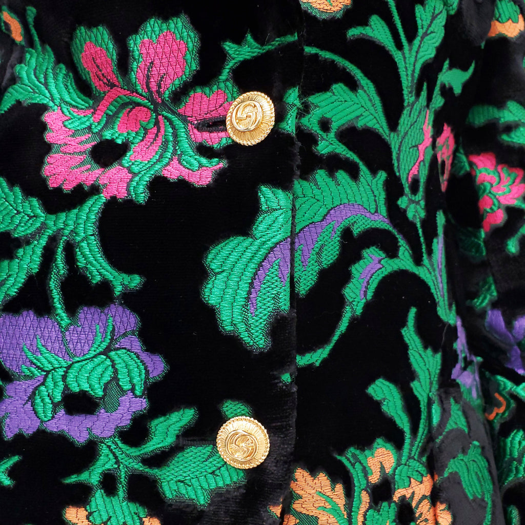 GUCCI BLACK VELVET FLORAL BLAZER - SIZE 40