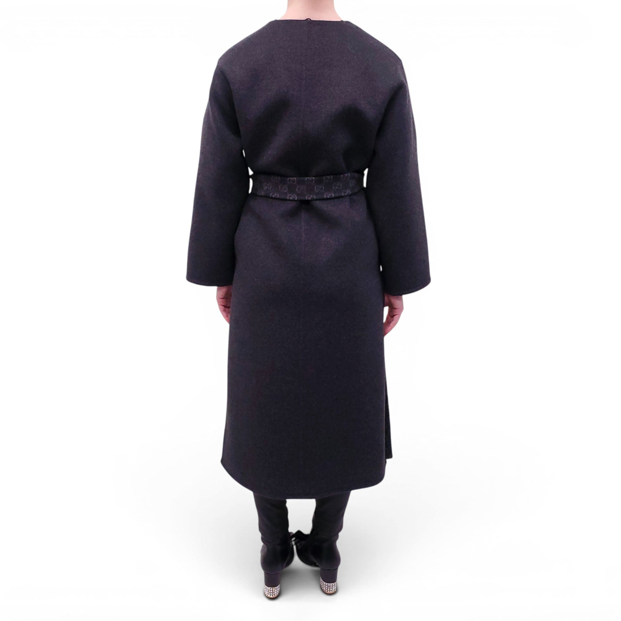 GUCCI GREY REVERSIBLE WOOL BLEND GG LOGO COAT WITH BELT - SIZE 36