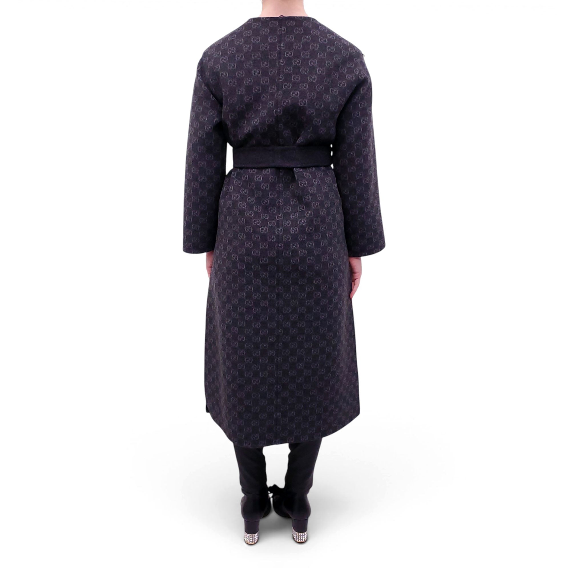 GUCCI GREY REVERSIBLE WOOL BLEND GG LOGO COAT WITH BELT - SIZE 36