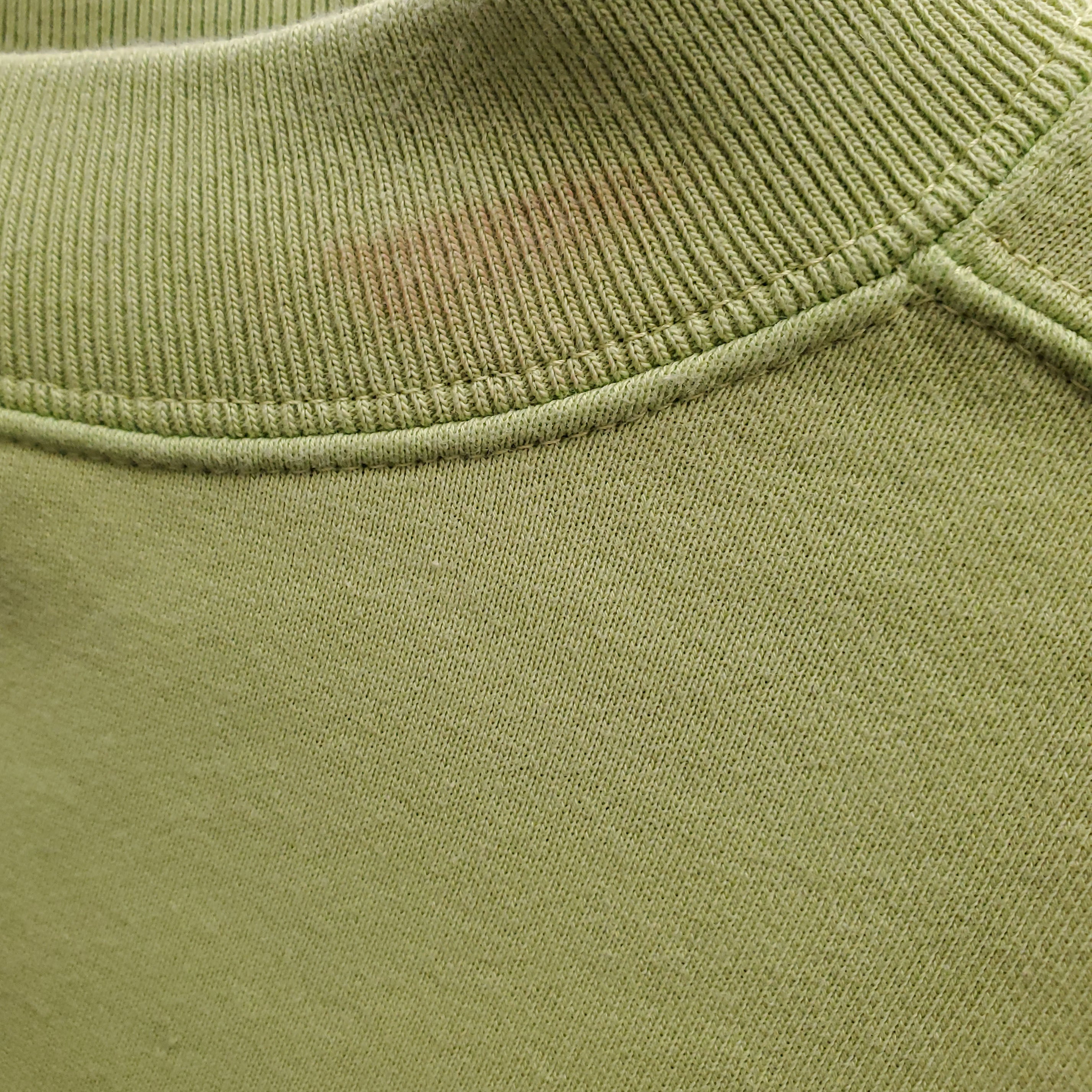 GUCCI NEON GREEN CROPPED LOGO SWEATER - SIZE M