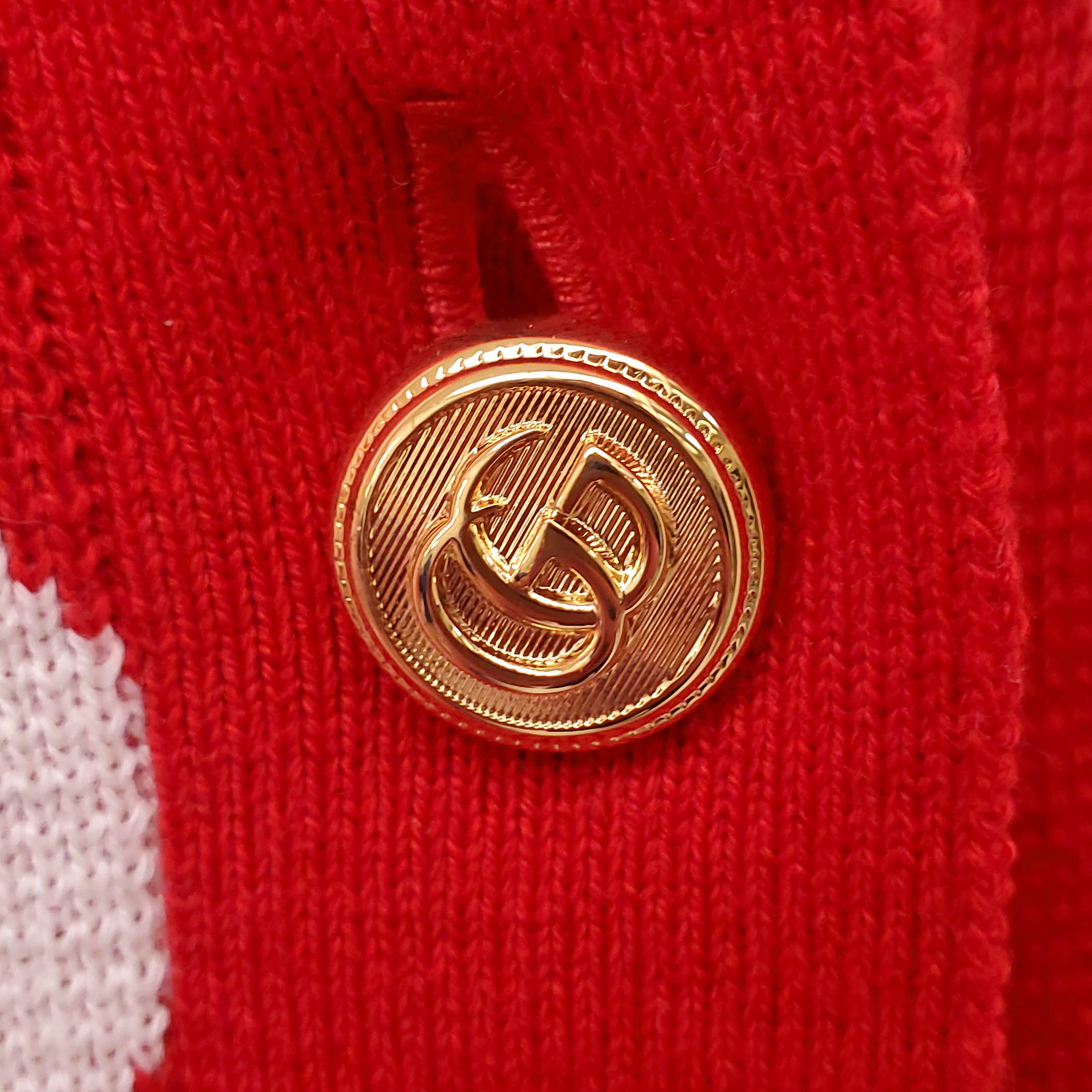 GUCCI RED AND CREAM KNIT CARDIGAN WITH GG LOGO BUTTONS - SIZE XS (OVERSIZED)