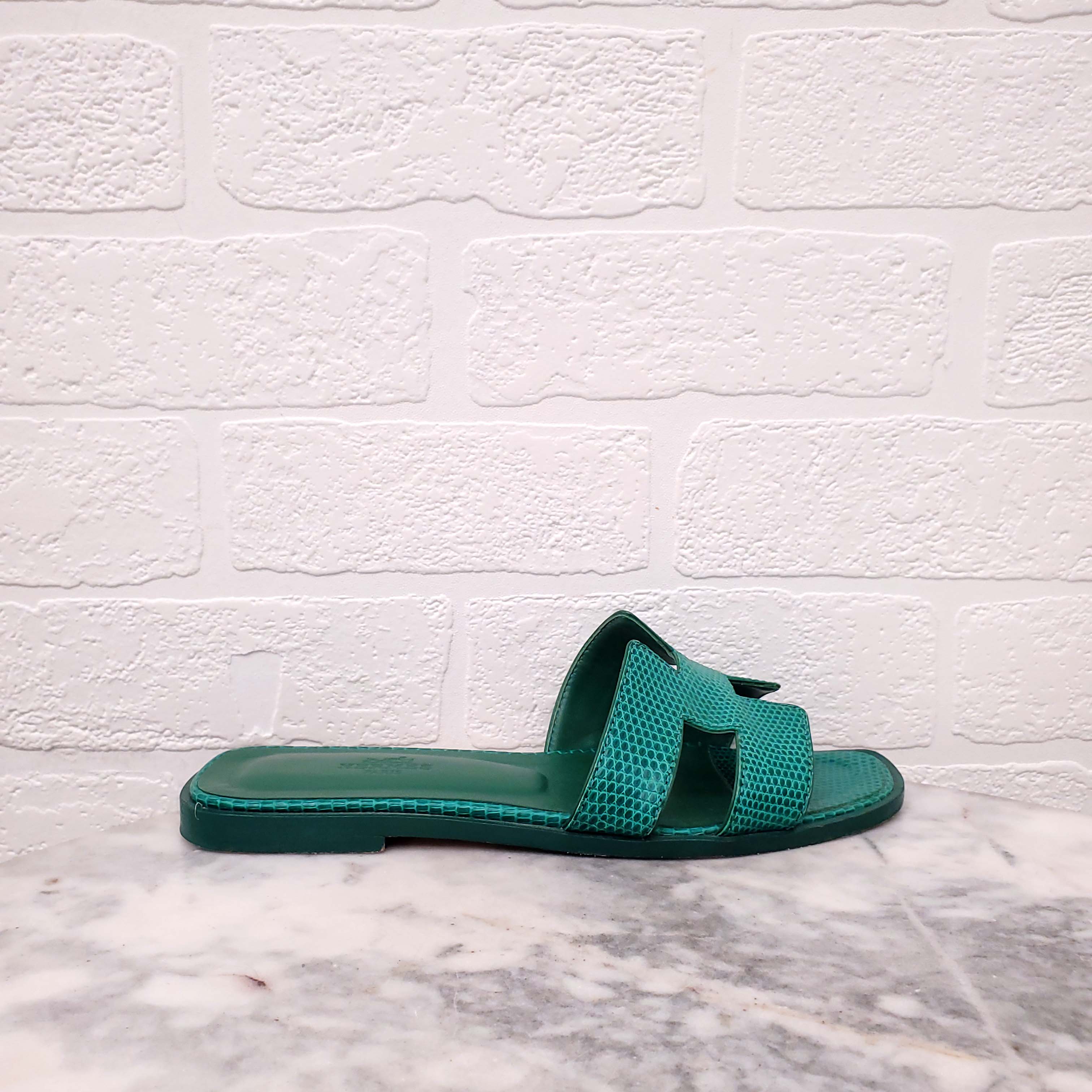 HERMÈS FOREST GREEN LIZARD ORAN SANDALS - SIZE 36