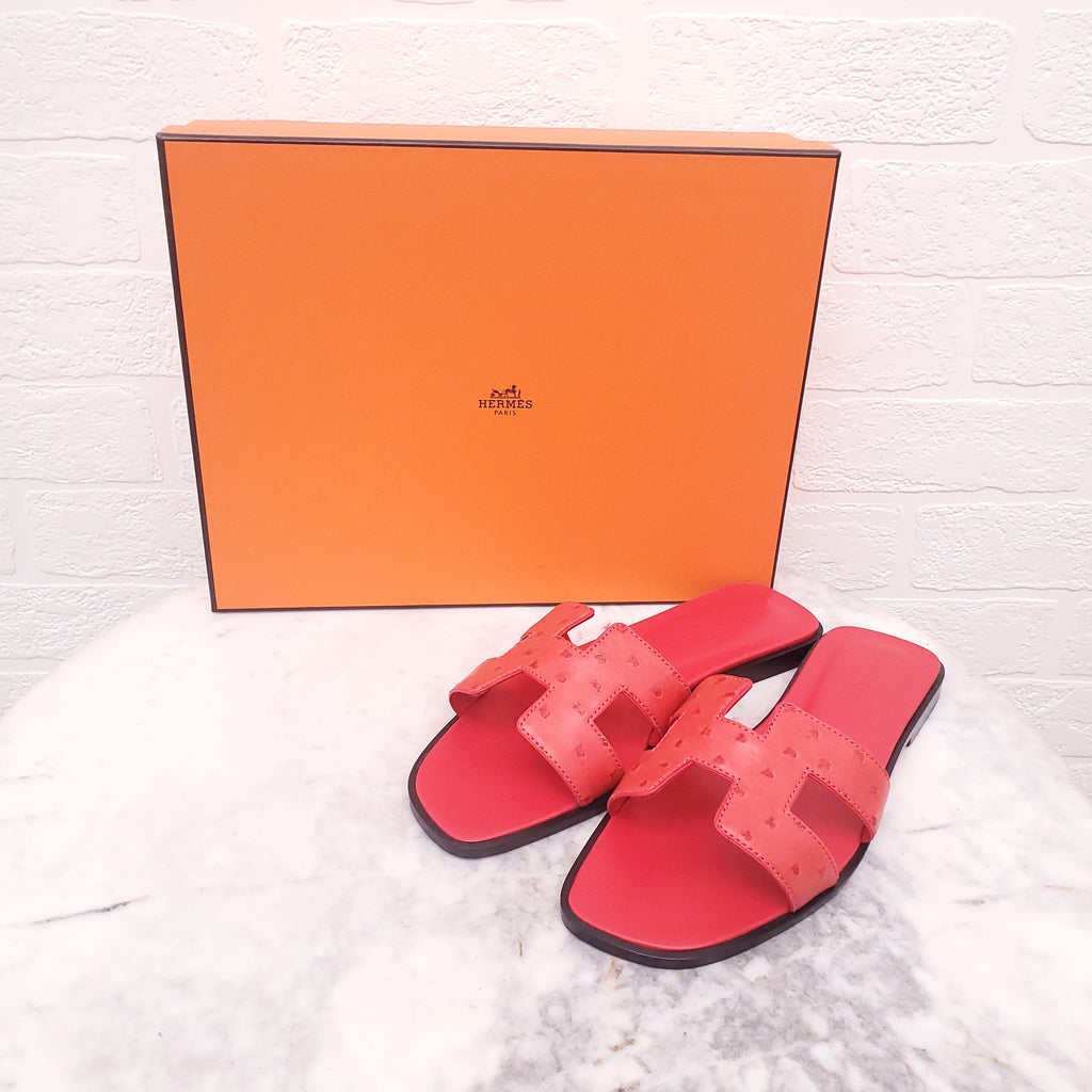 HERMÈS RED OSTRICH ORAN SANDALS - SIZE 36.5