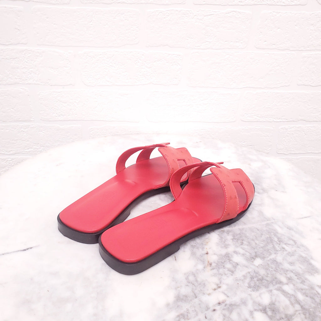 HERMÈS RED OSTRICH ORAN SANDALS - SIZE 36.5