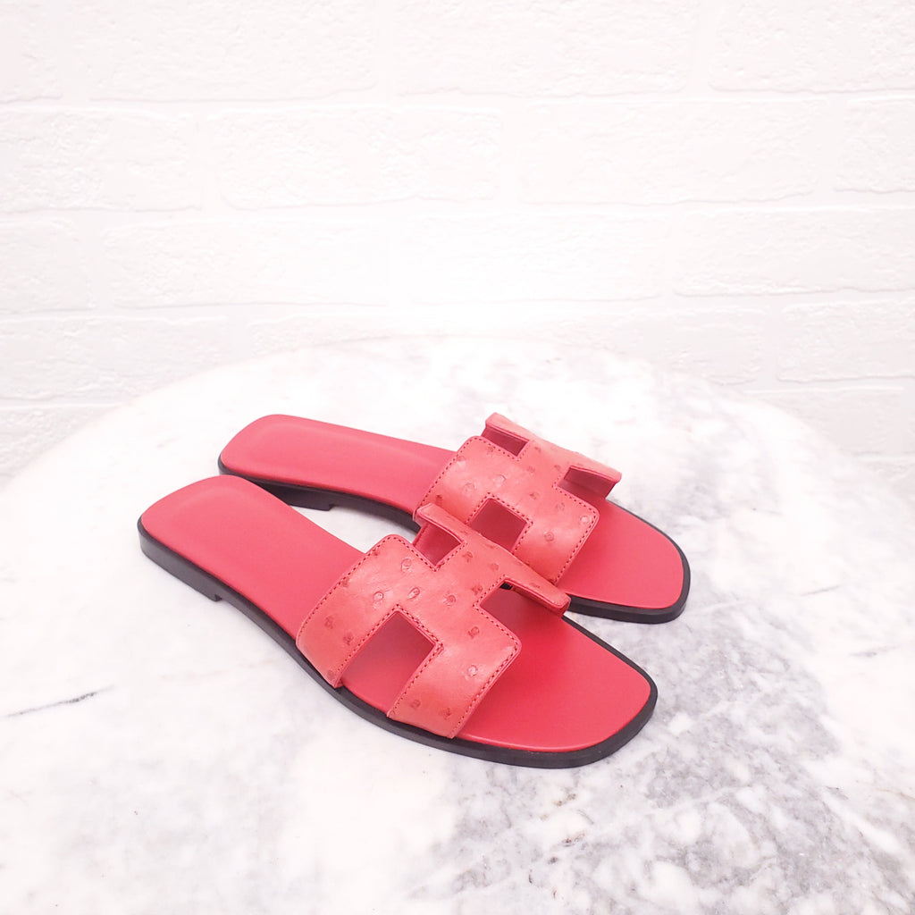 HERMÈS RED OSTRICH ORAN SANDALS - SIZE 36.5