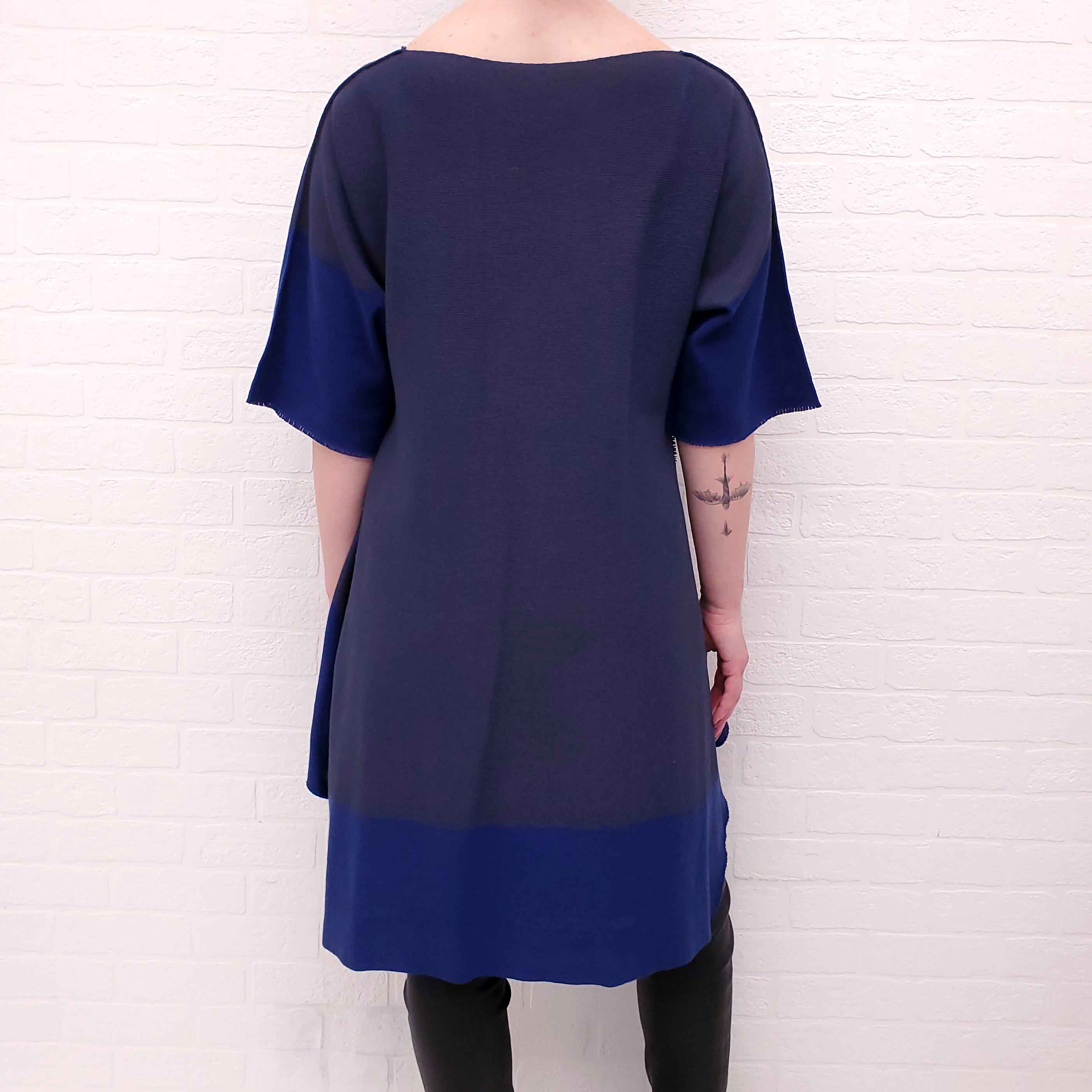 ISSEY MIYAKE BLUE KNIT DRESS - SIZE 2 (M)