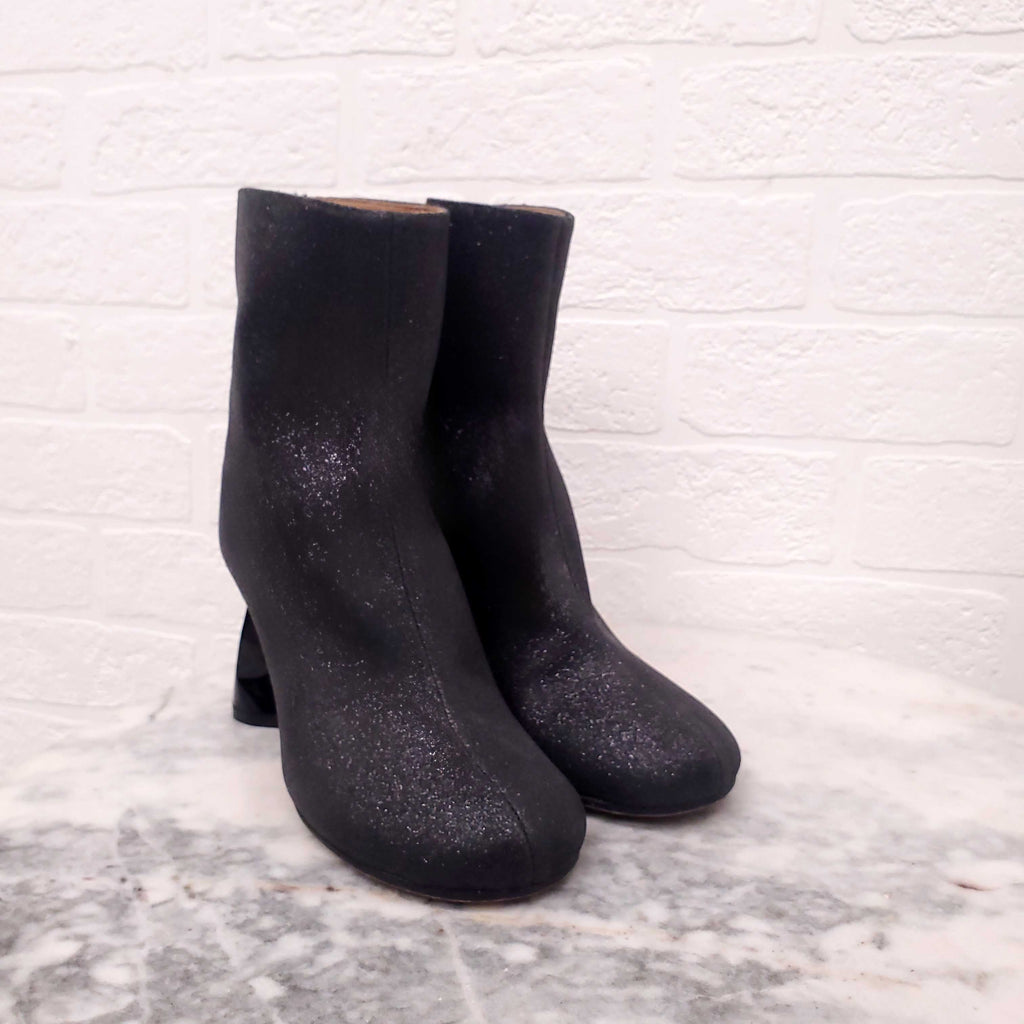 MAISON MARGIELA BOOT WITH CRUSHED HEEL - SIZE 36