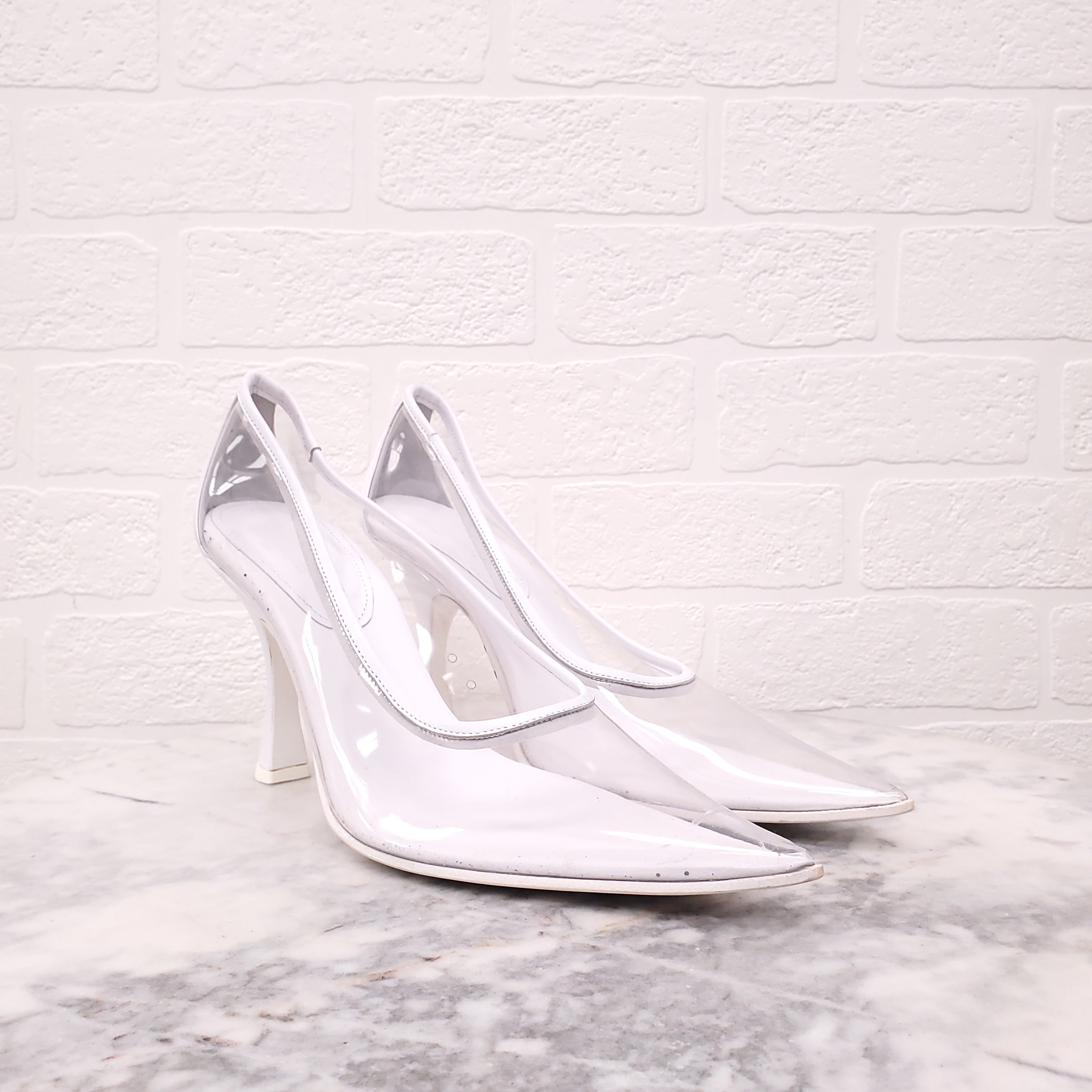 MAISON MARGIELA WHITE LUCITE HEELS - SIZE 40