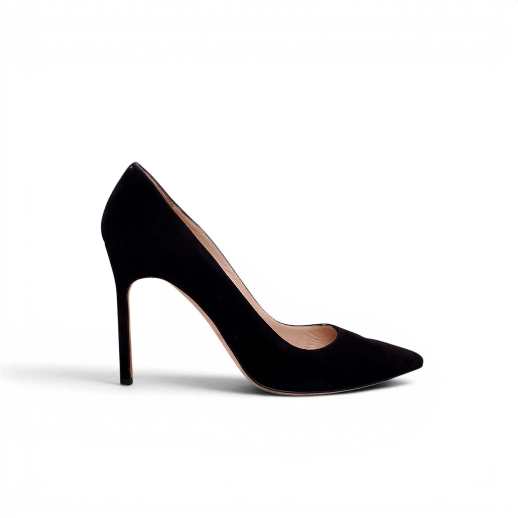 MANOLO BLAHNIK BLACK SUEDE HEELS - SIZE 38.5