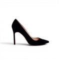 MANOLO BLAHNIK BLACK SUEDE HEELS - SIZE 38.5
