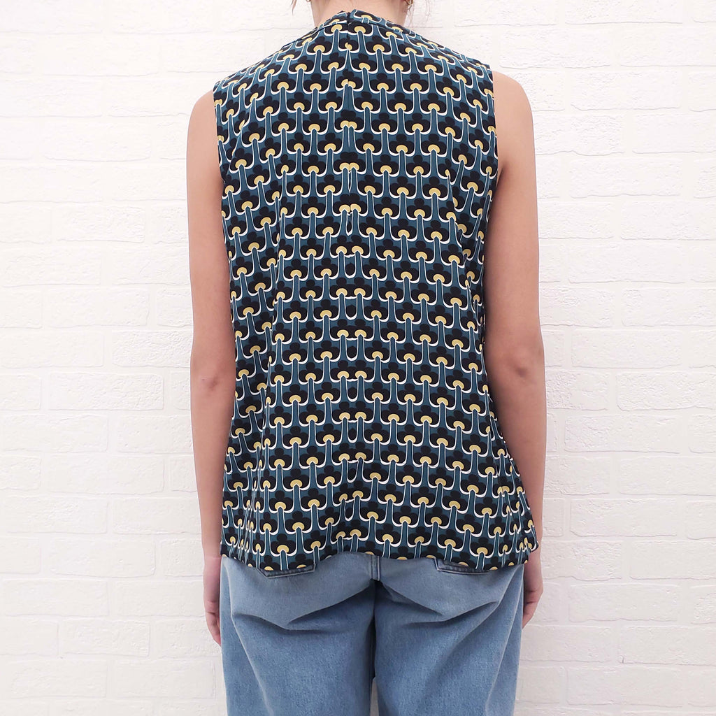 MARNI GREEN SILK PATTERNED SLEEVELESS BLOUSE - SIZE 42