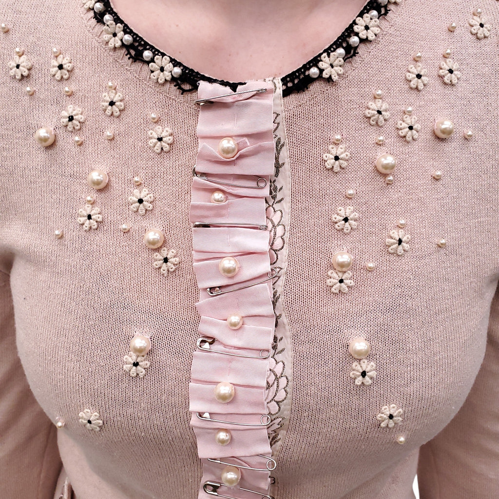 MOSCHINO BLUSH PINK SWEATER WITH FLORAL PEARL DETAILS - SIZE S